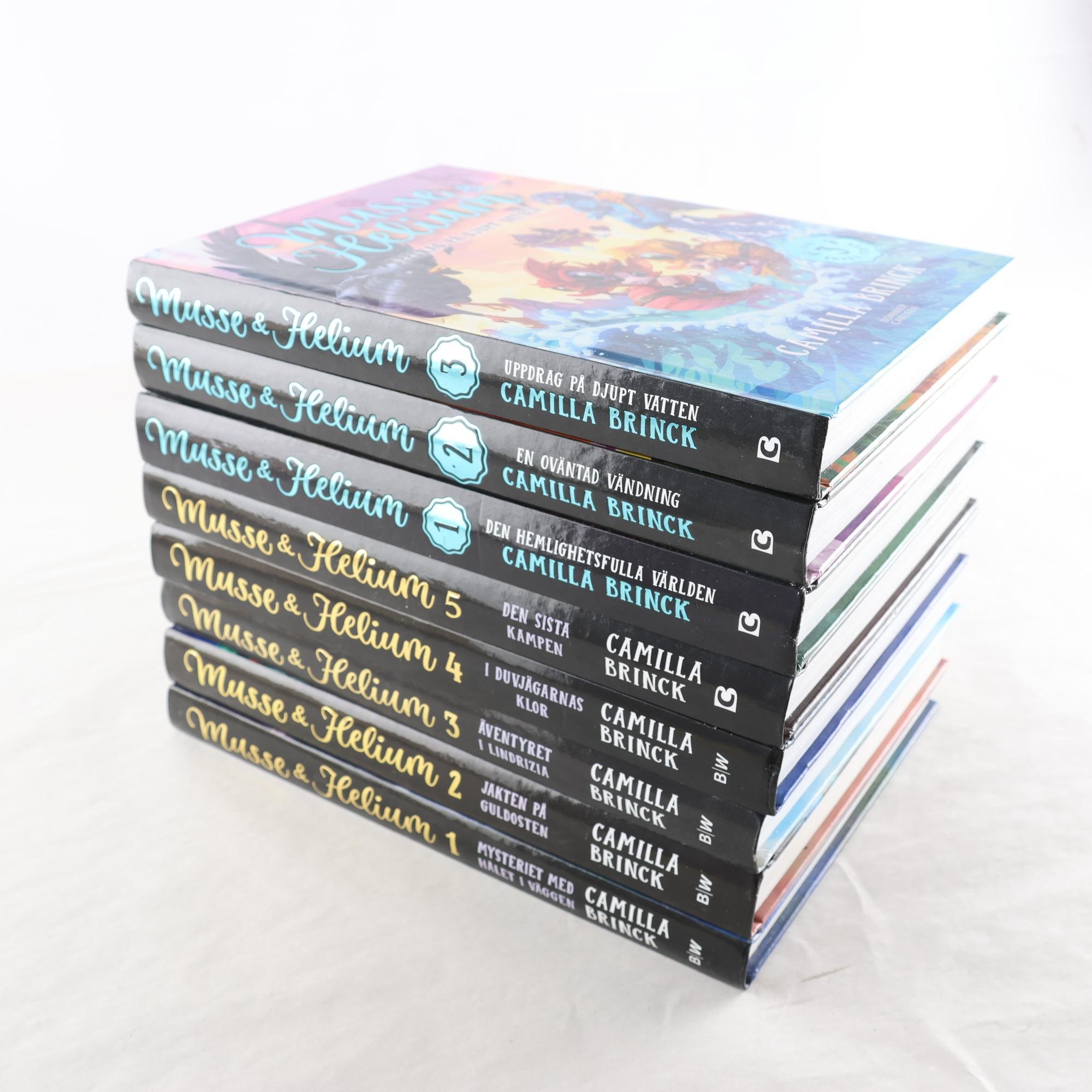 Musse & Helium, Del 1-5 i första och Bok 1-3 i andra serien