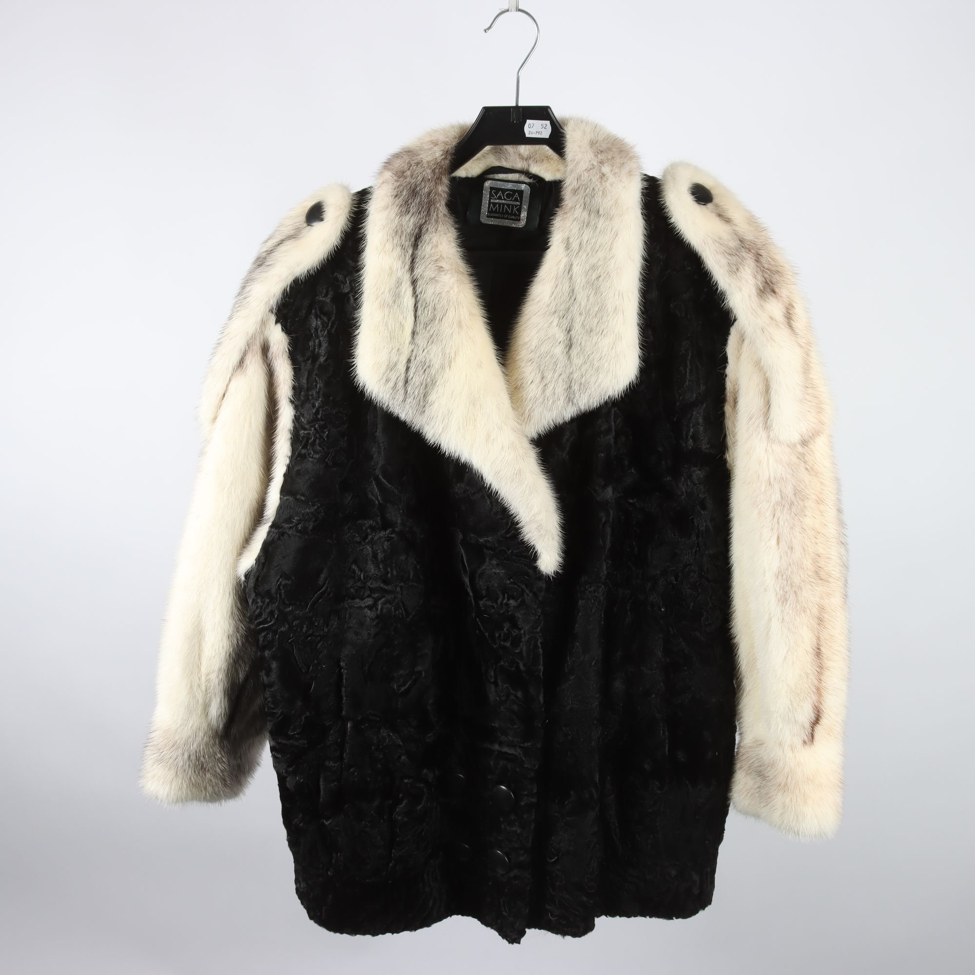 Päls, Saga Mink, Swakara, Österlunds Päls, stl. L