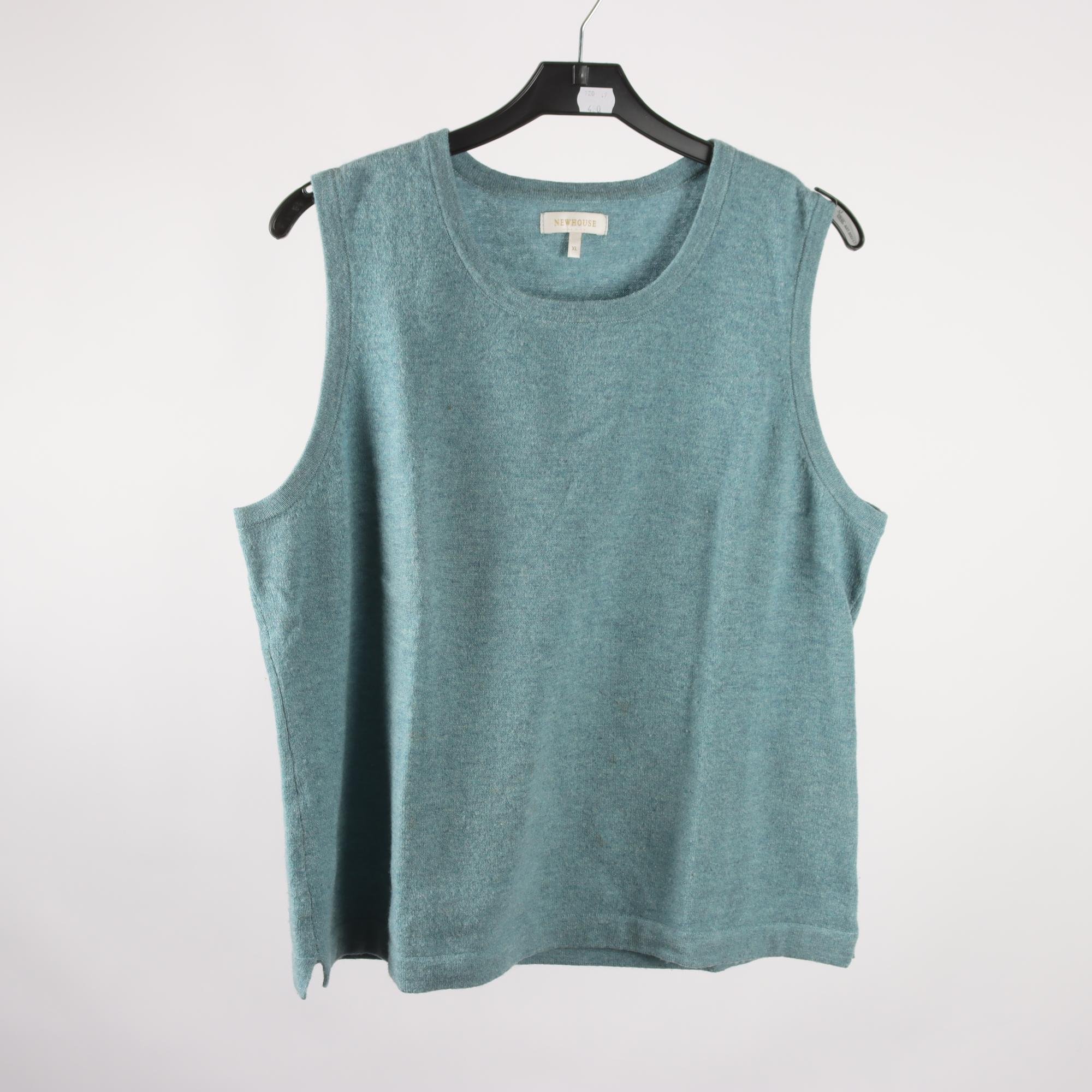 Väst, Newhouse, blå, 100% lammull, stl. XL.