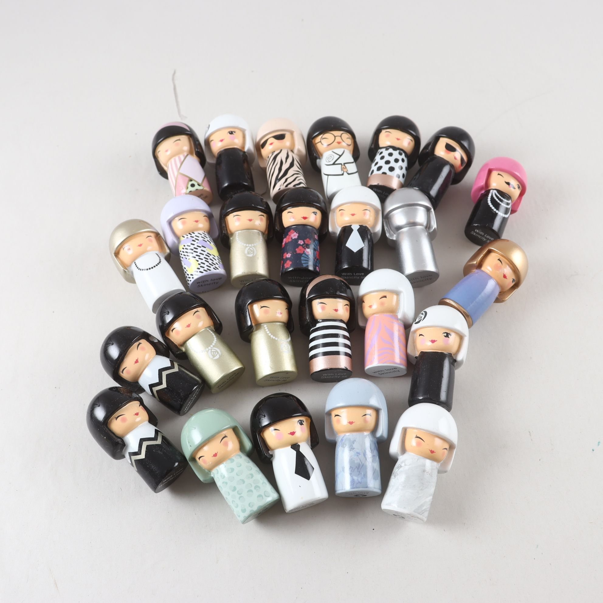 Figurer, Skin city, blandat.