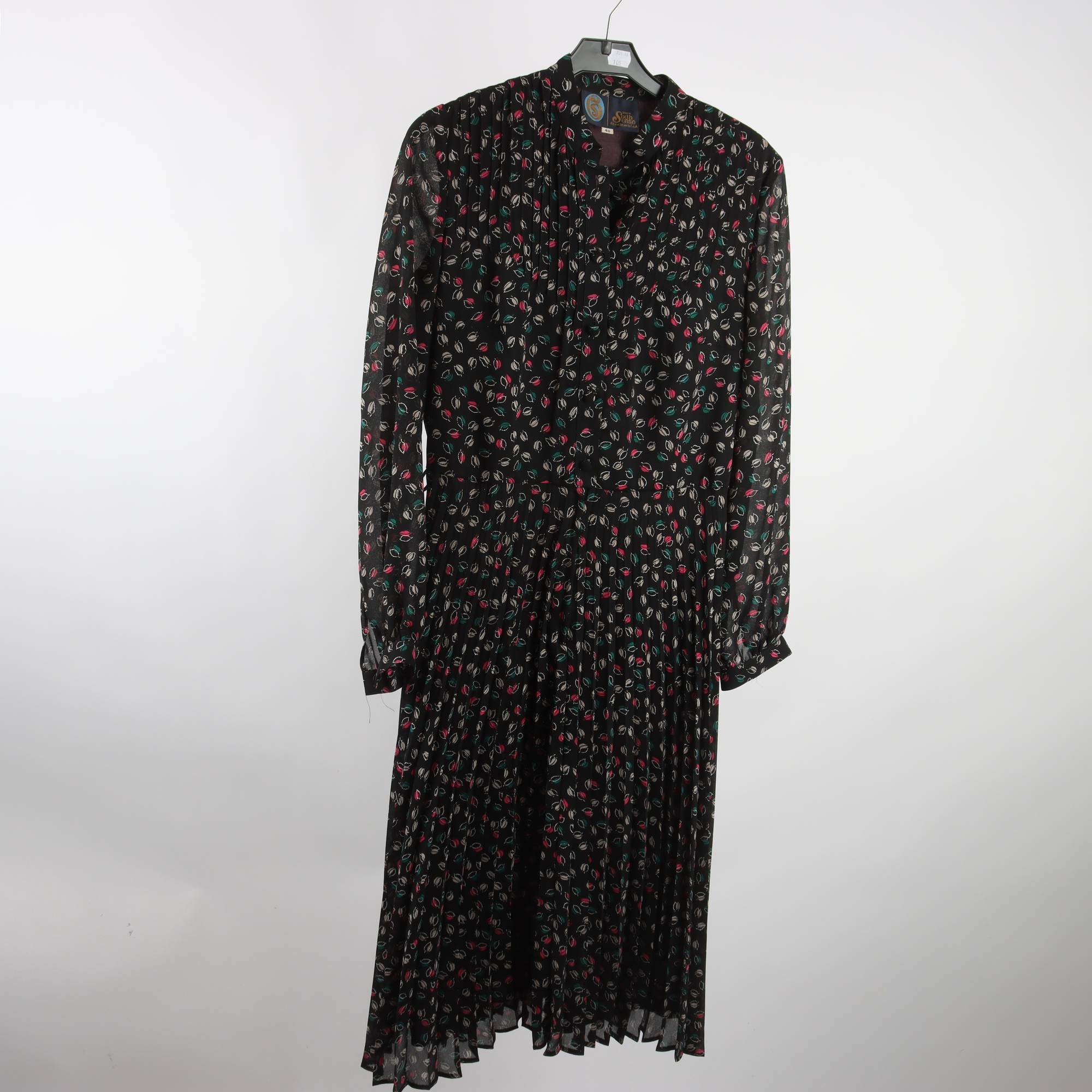 Klänning, Your Sixth Sense, svart, mönstrad, stl. 40