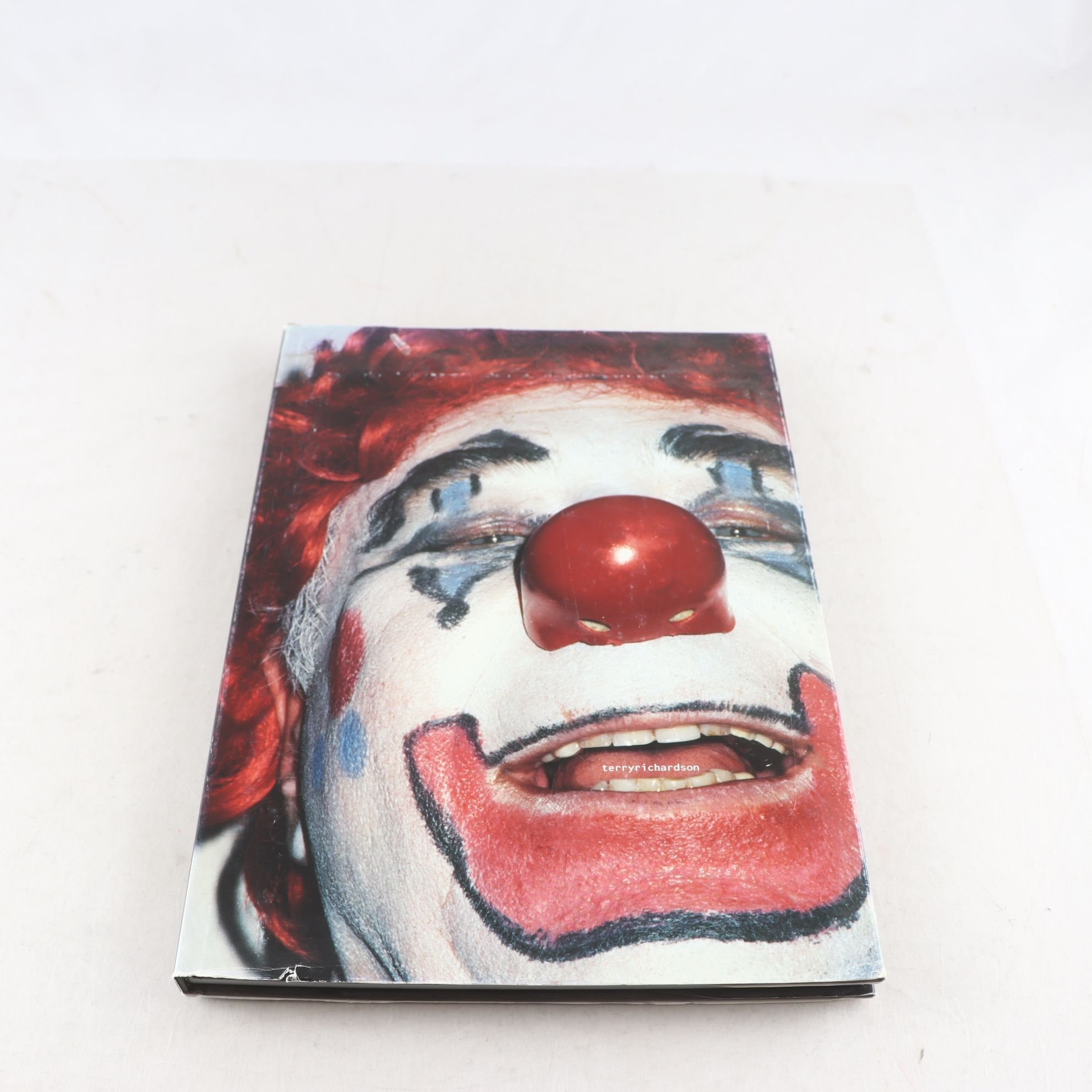 Terry Richardson, Hystericglamour, signerad och numrerad