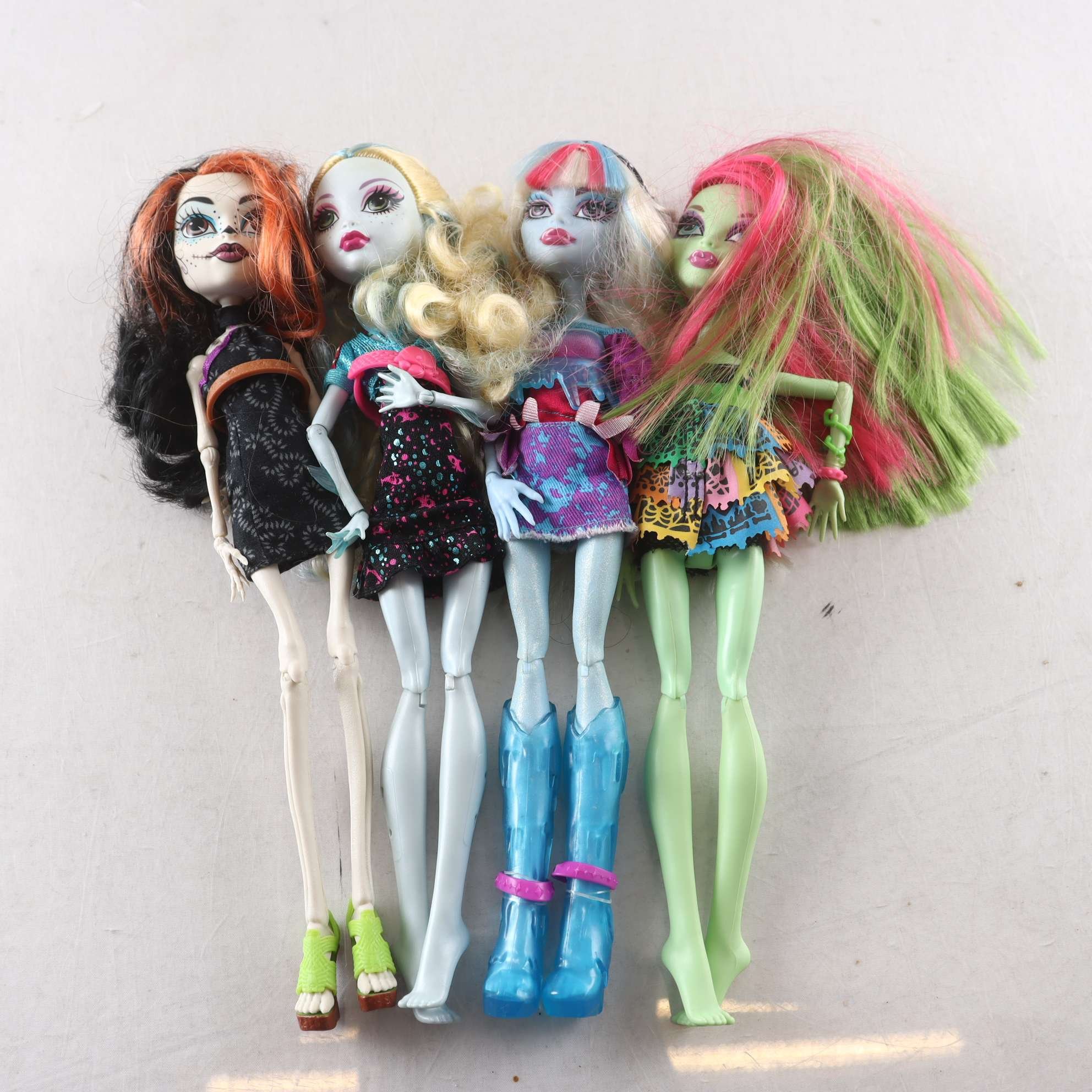 Dockor, Monster High, 4 st