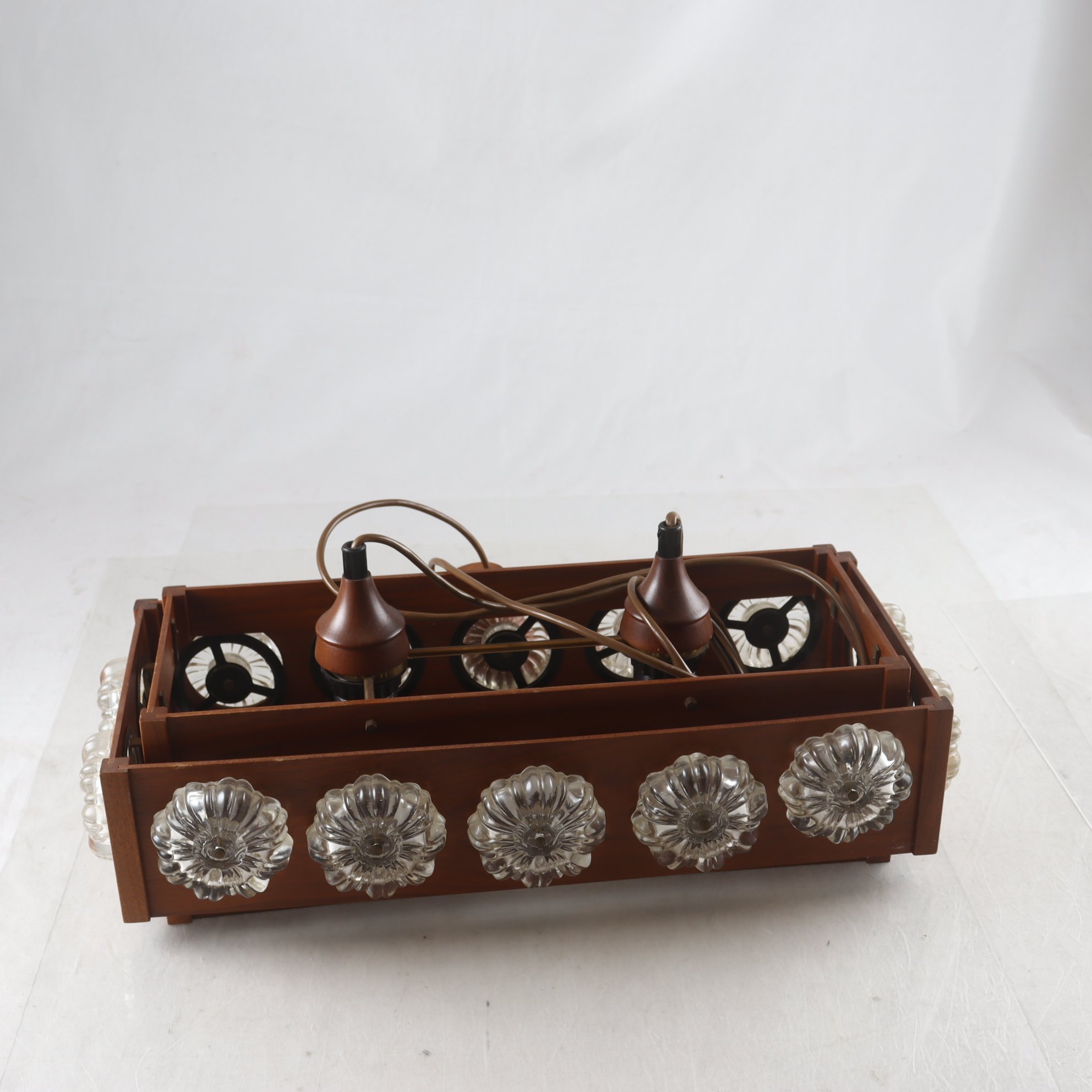 Taklampa, teak, glas, 1960-70-tal. Endast avhämtning.