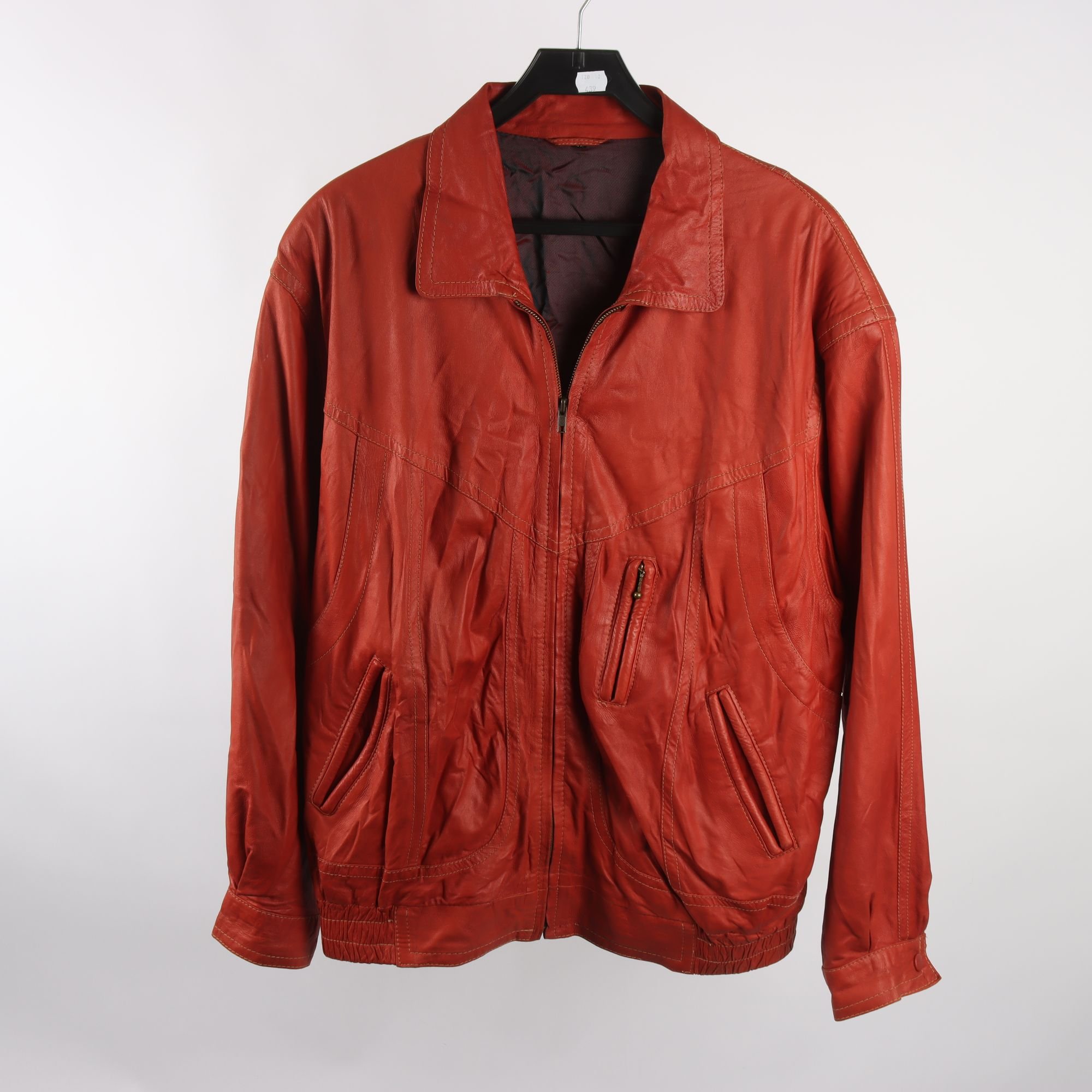 Skinnjacka, Okänd, roströd, stl. 52.