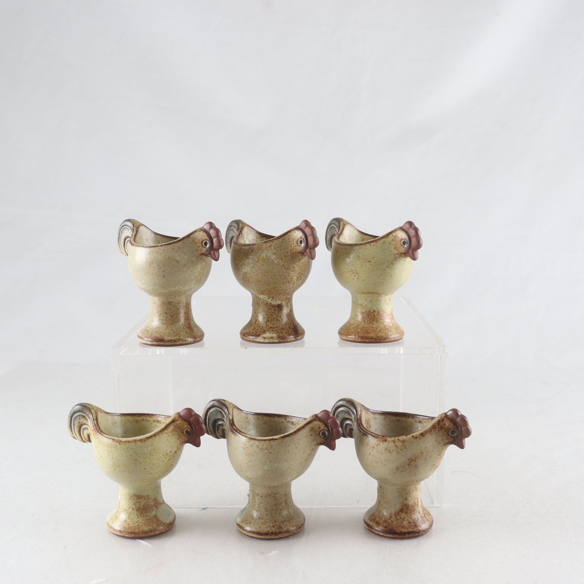 Äggkoppar, stengods, hönor, Lisa Larson