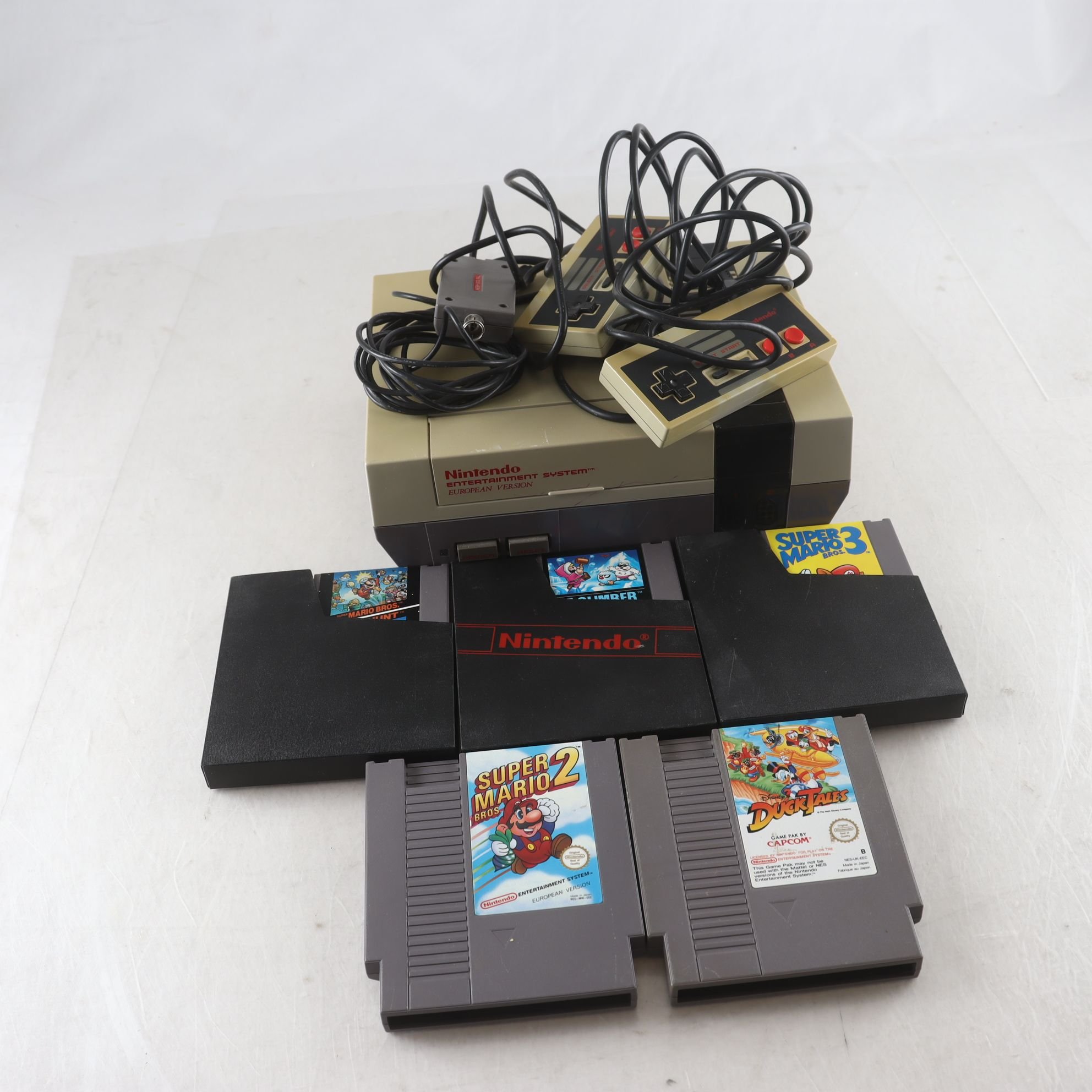 TV-spel, Nintendo, NES. Samfraktas ej.