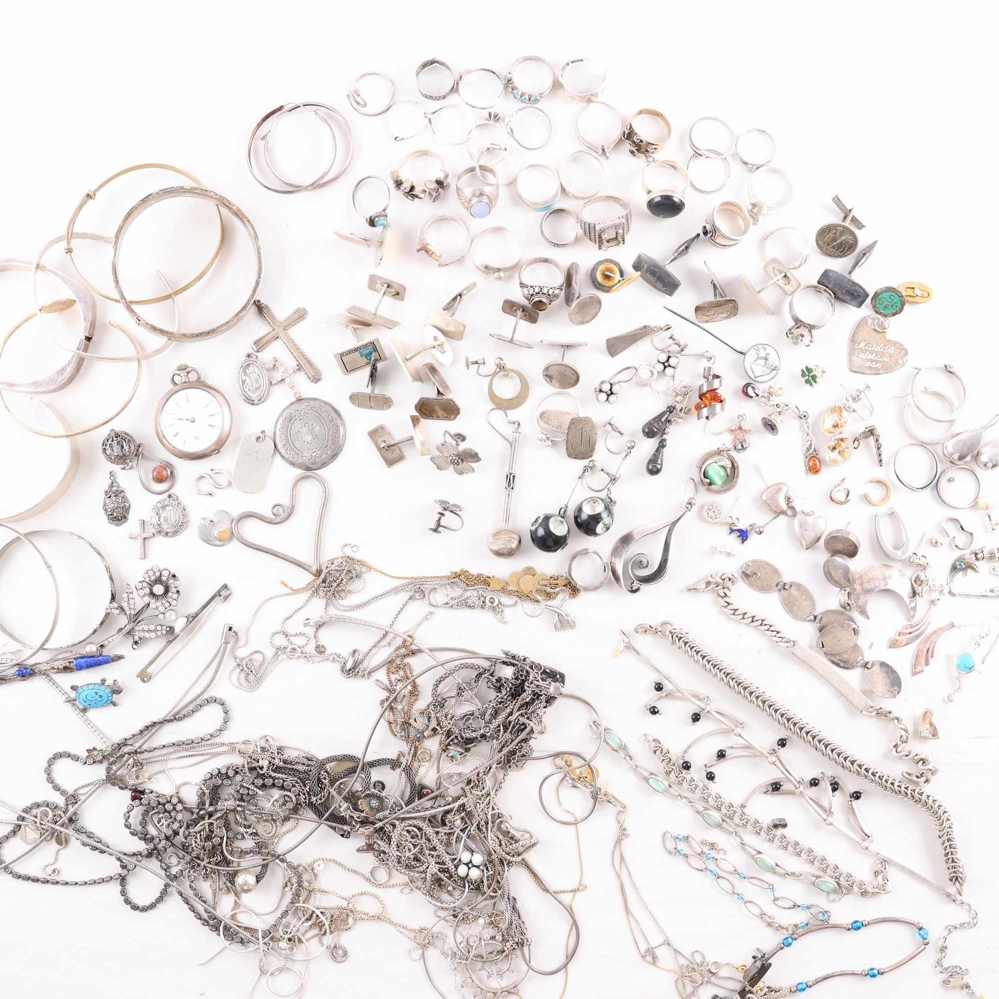 Skrotsilver, blandat, pärlor, emalj, brv: 785g