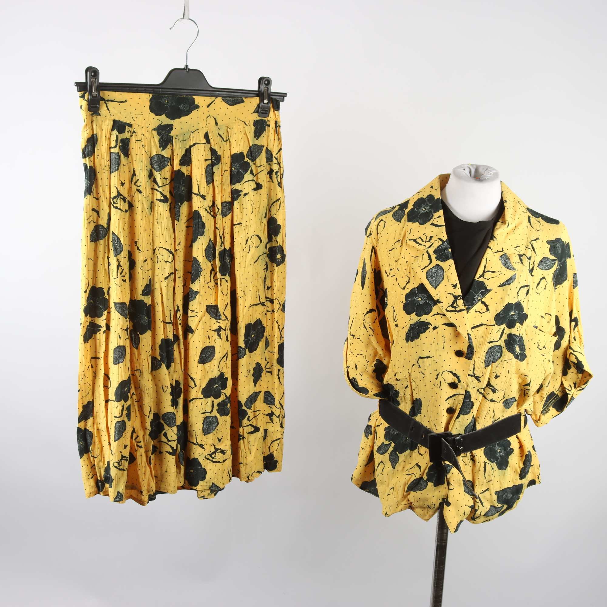 2-delat set, blus/kjol, vintage, gul, svart, stl. 38