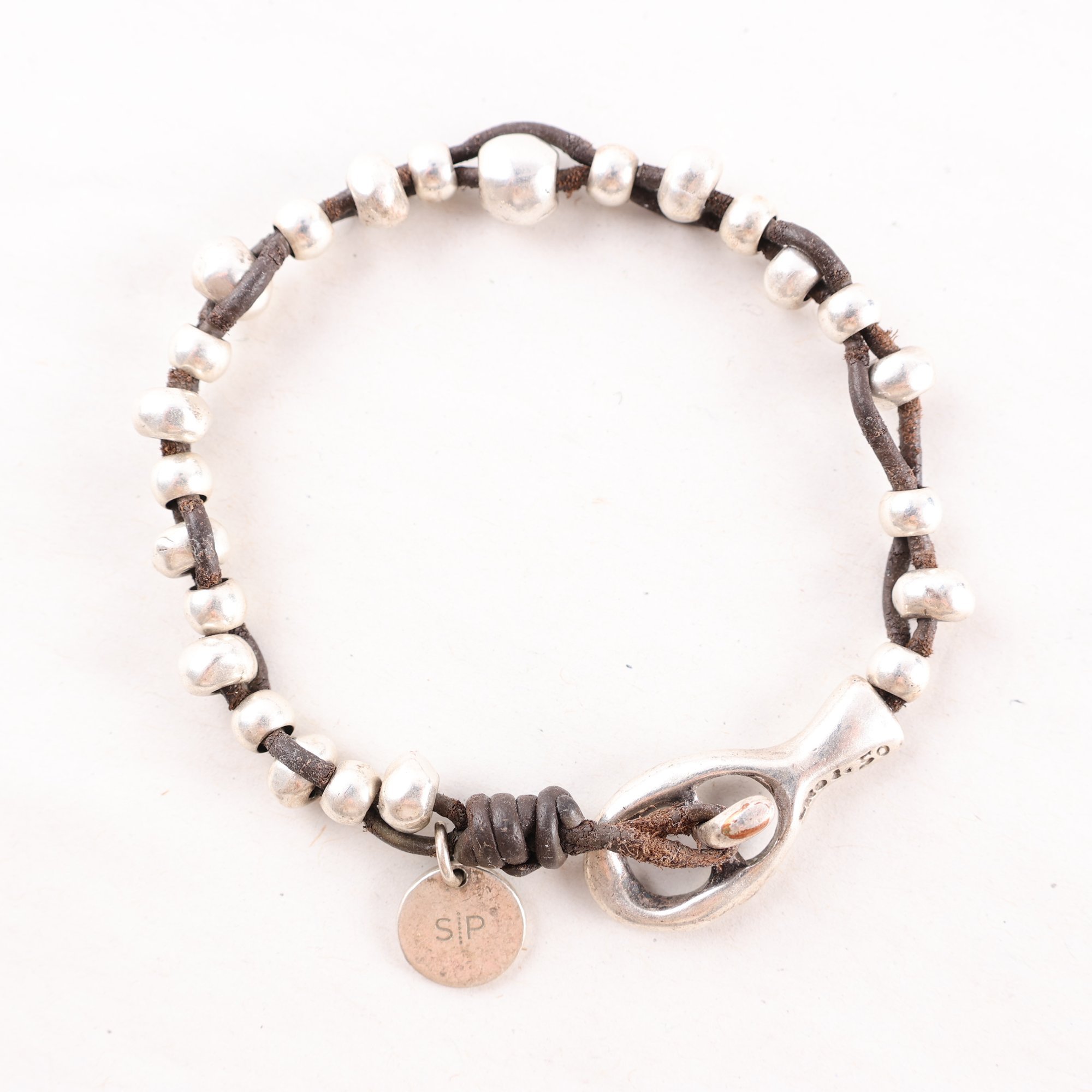 Armband, silver, läder, brv: 14.1g