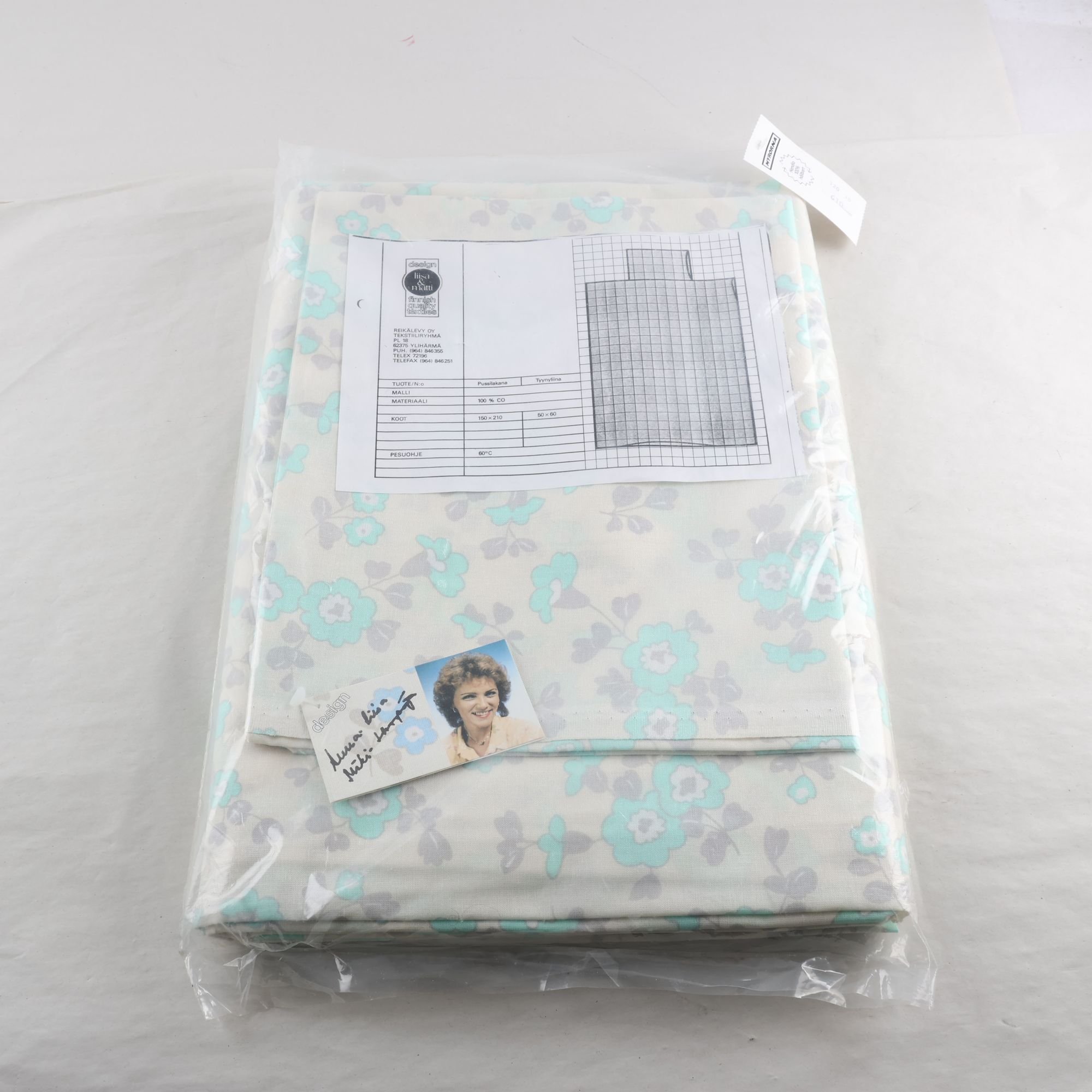 Sängkläder, Liisa & Matti, blommig, blå, retro.