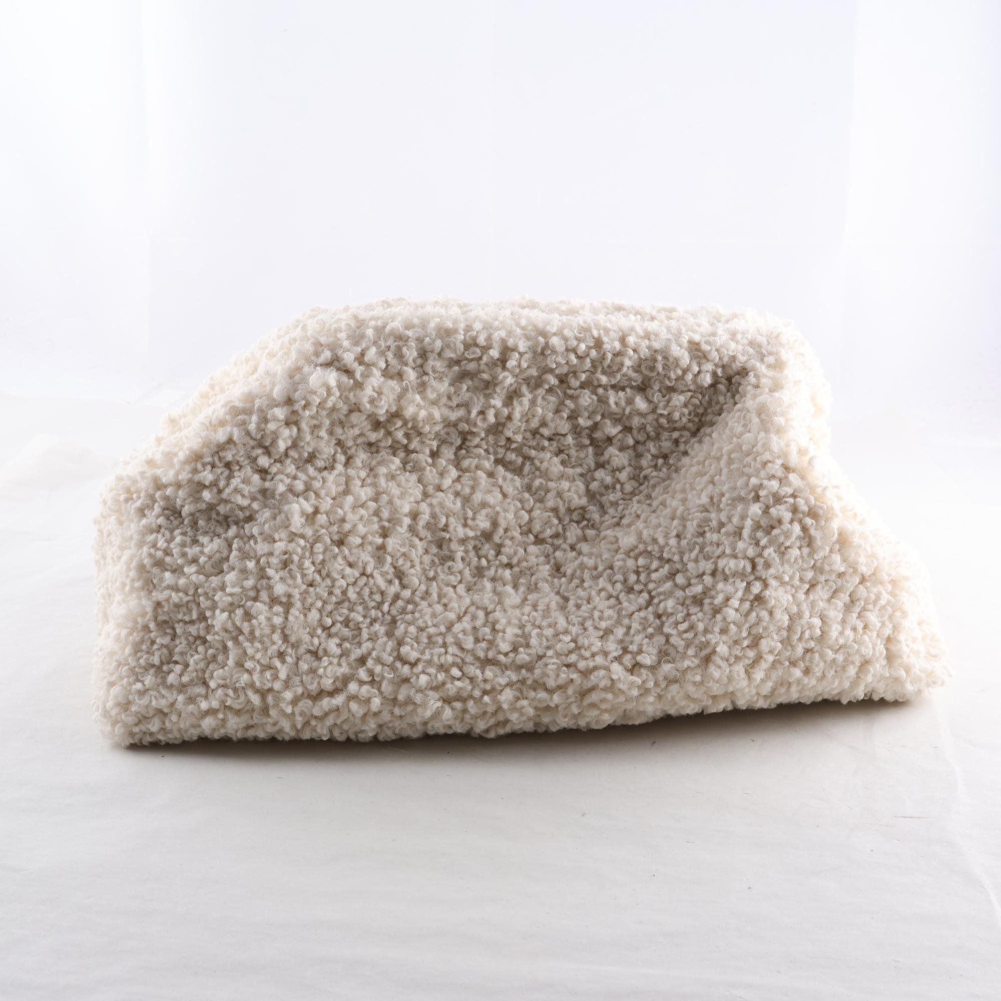 Väska, COS, benvit, pile.