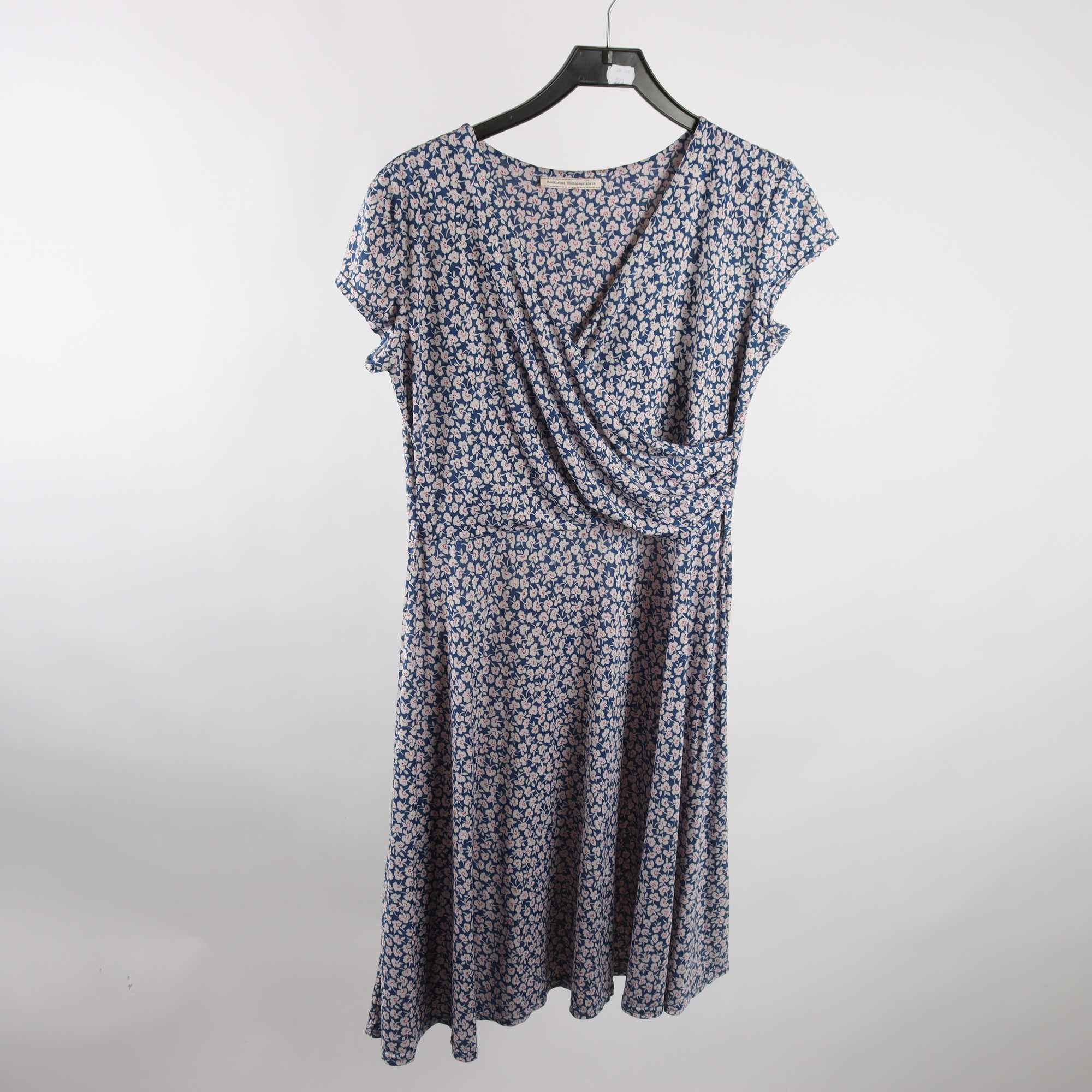 Klänning, Stockholms Klänningsfabrik, blommig, vit, blå, stl. L.