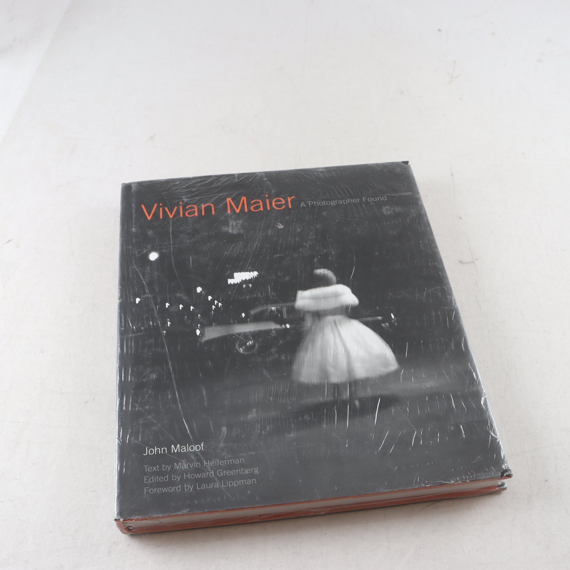 Vivian Maier: A Photographer Found (inplastad)