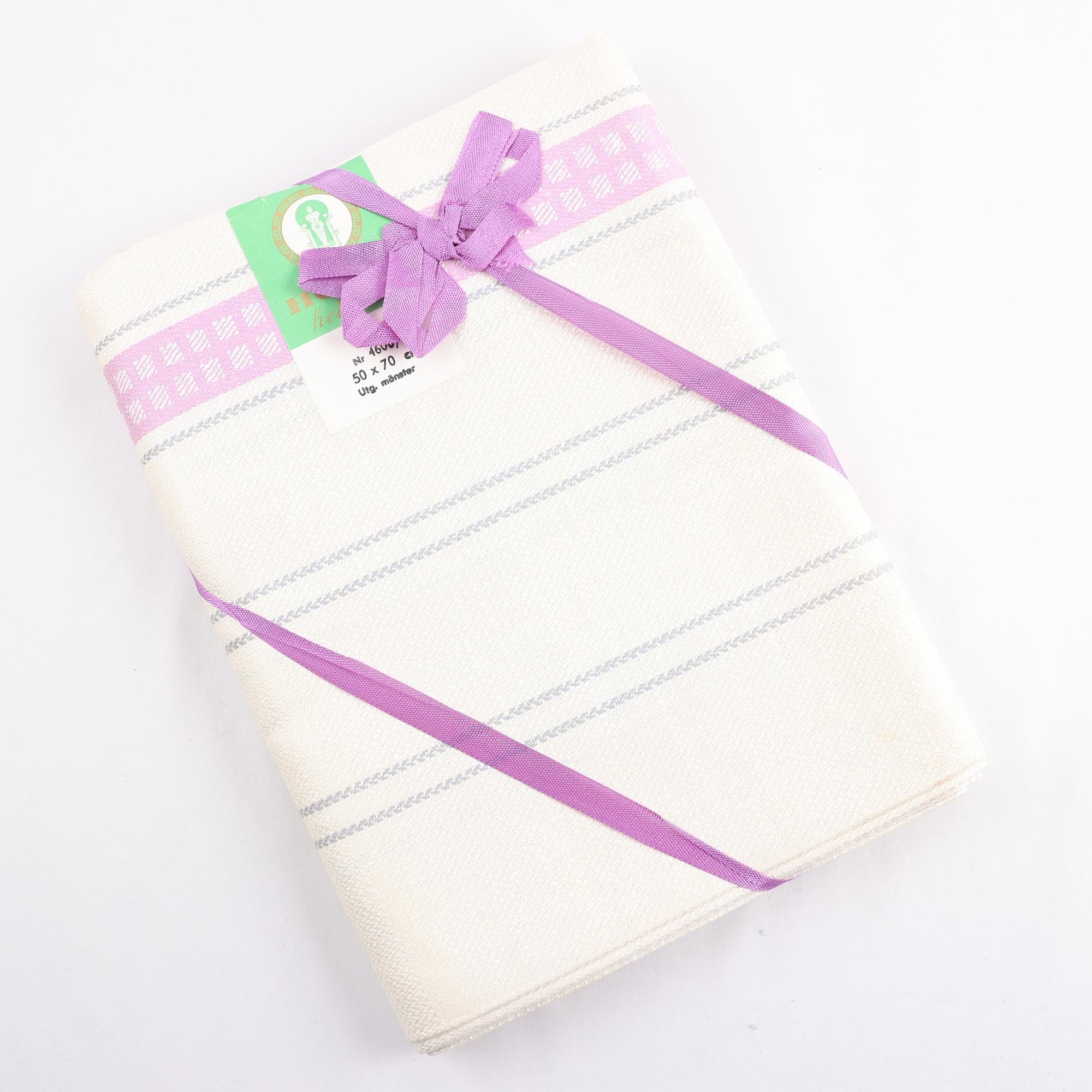 Duk, Holma. Tampella, hellinne, offwhite, lila.