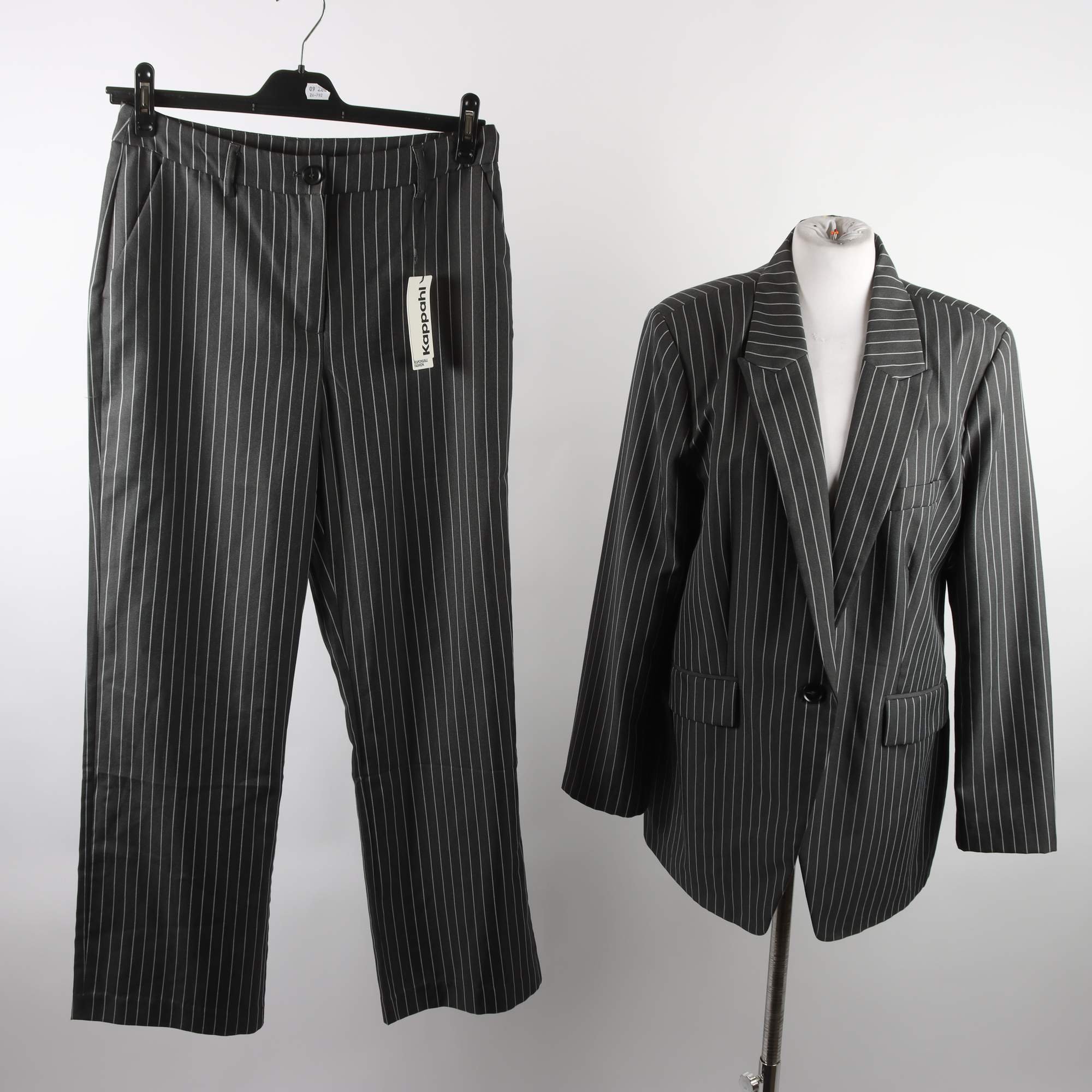 Kostym, Kappahl, stl. L