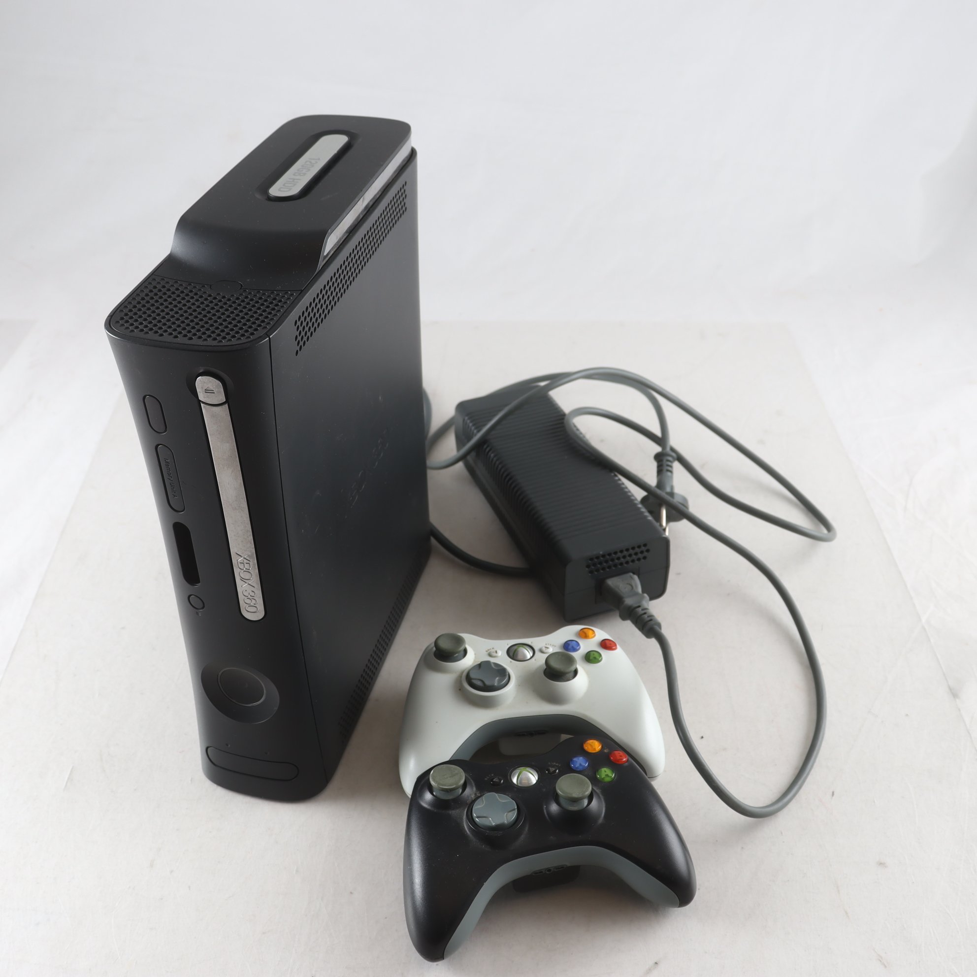 Xbox 360. Samfraktas ej.