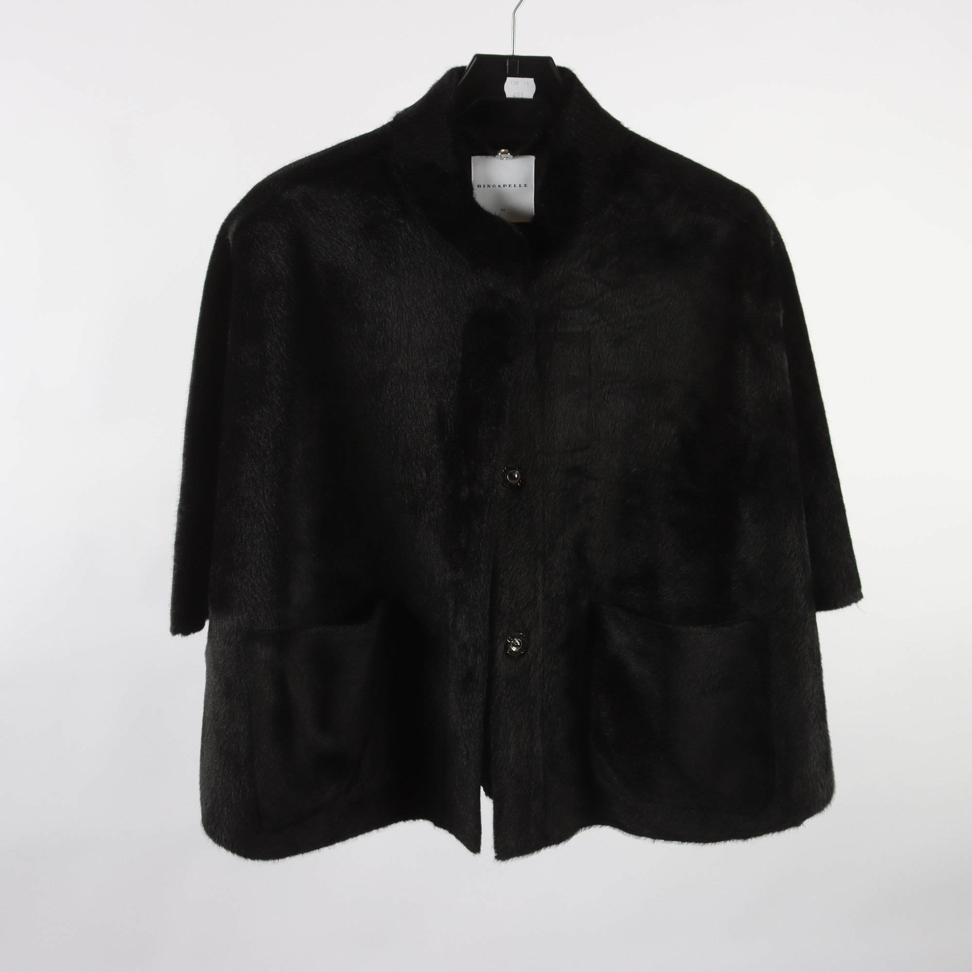 Poncho, Rino & Pelle, svart, stl. 36.
