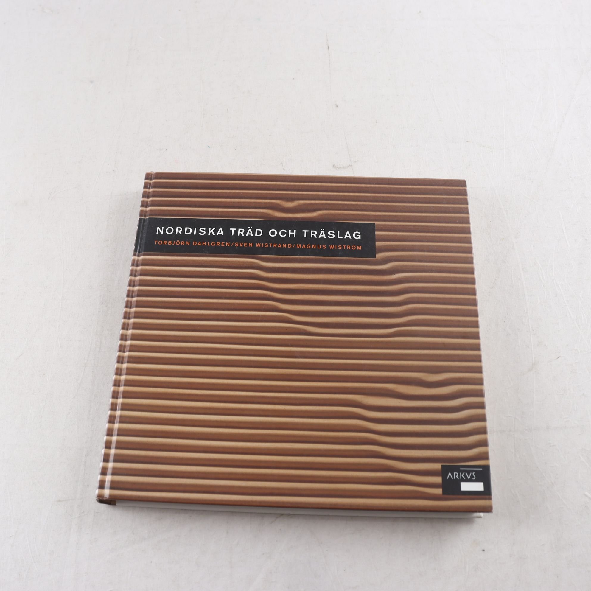 Nordiska träd och träslag