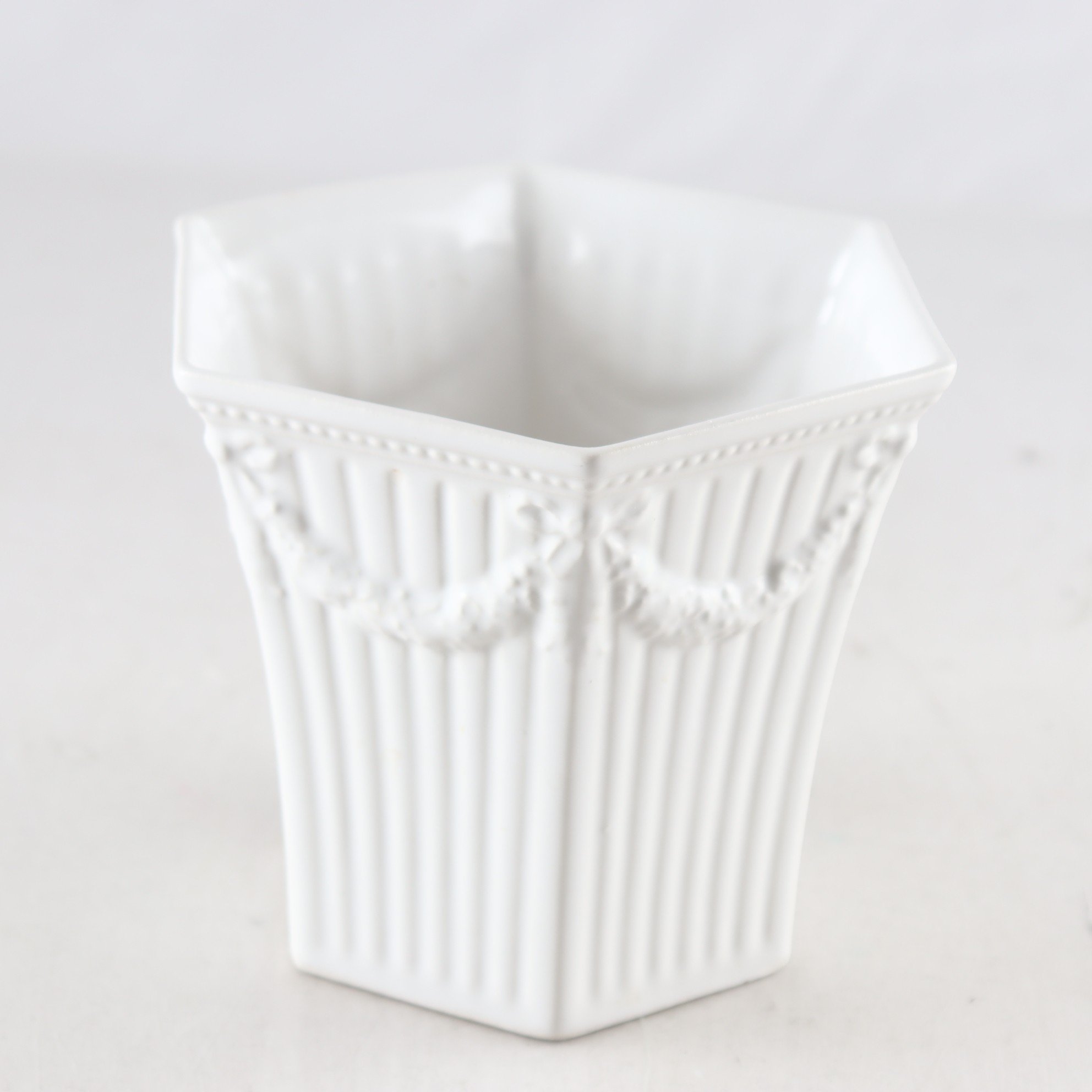 Ytterfoder, Gustavsberg, ’Empire’ nr.2