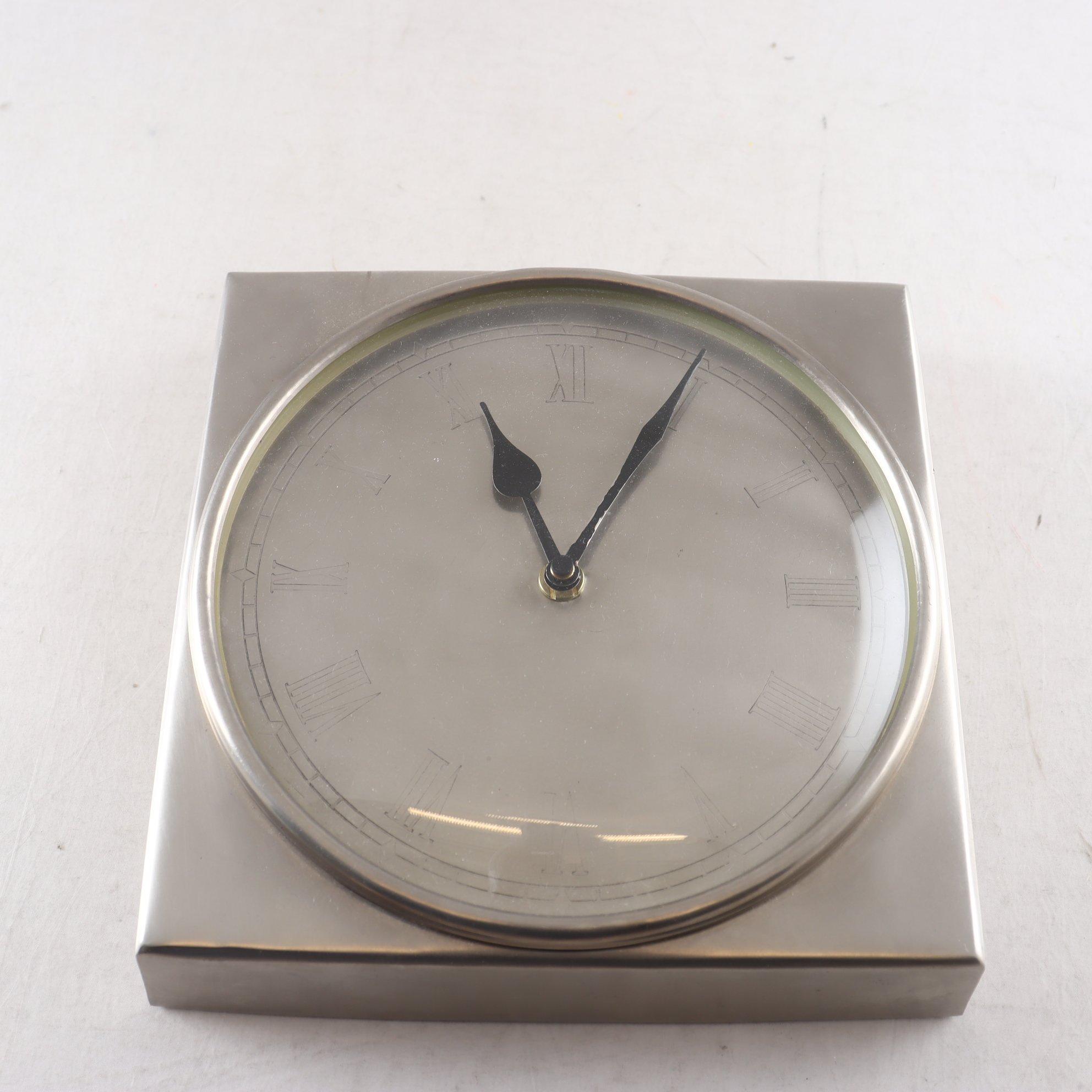 Väggklocka, Broste copenhagen. Samfraktas ej.