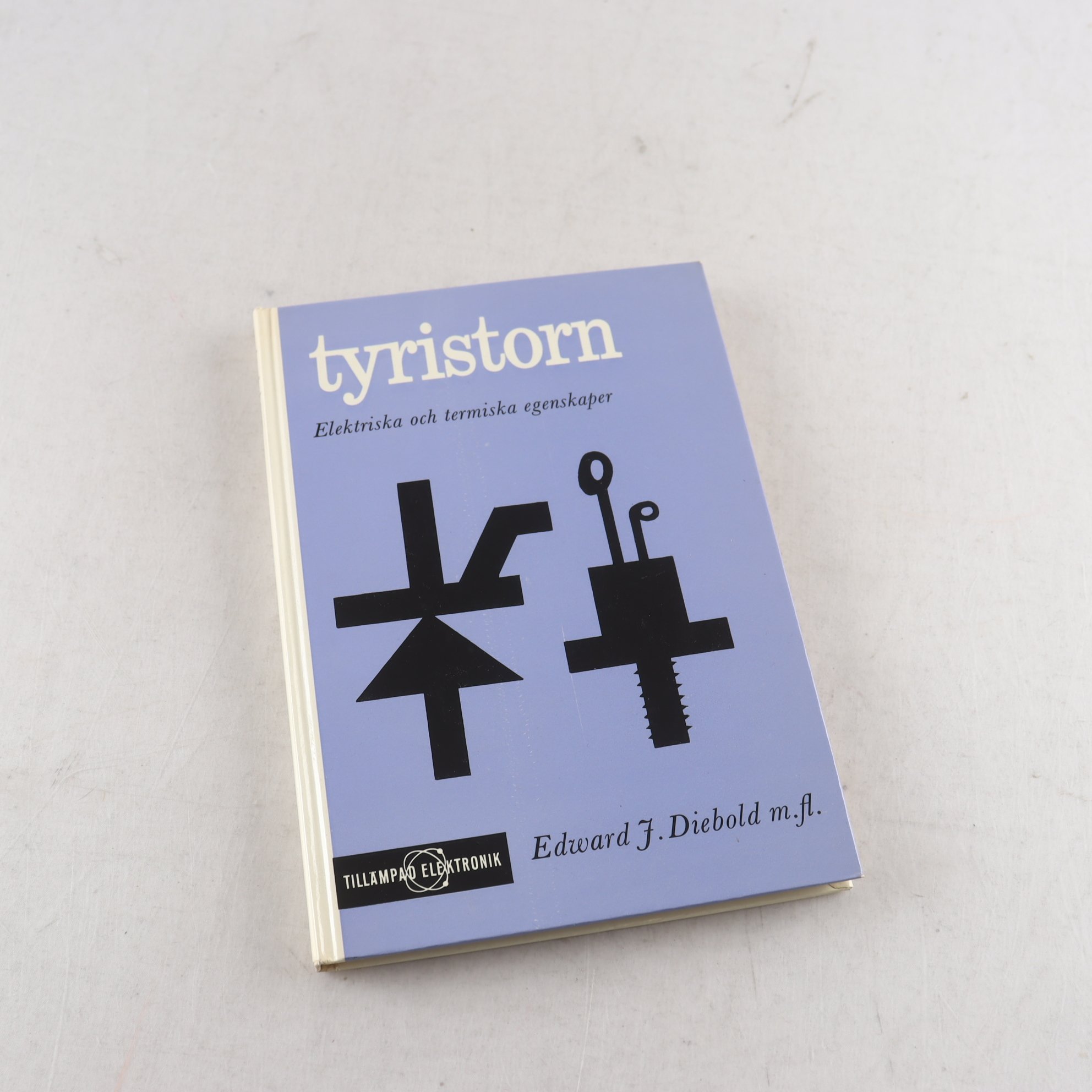 Tyristorn: Elektriska och termiska egenskaper