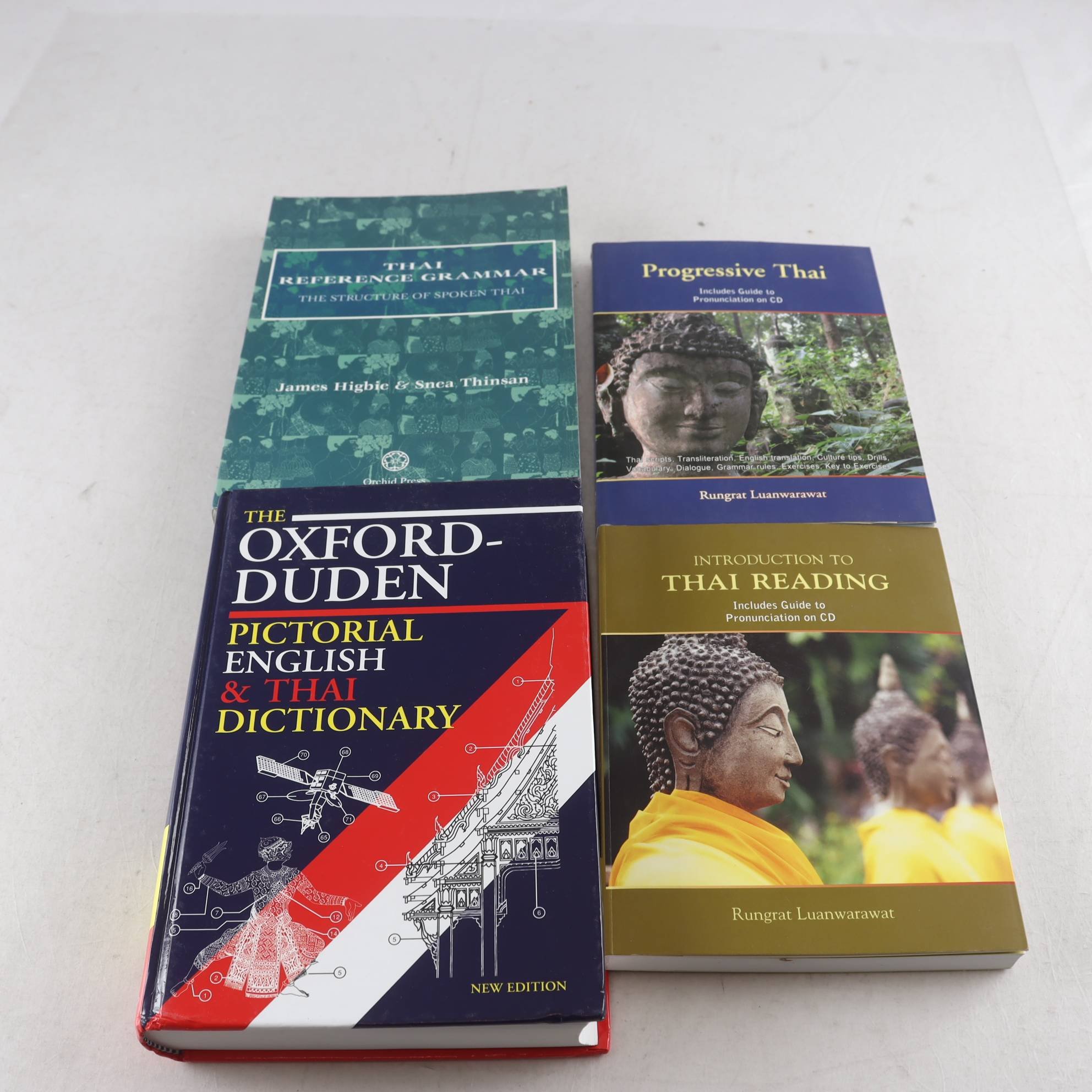 Thailändska språkböcker, paket med 4 volymer