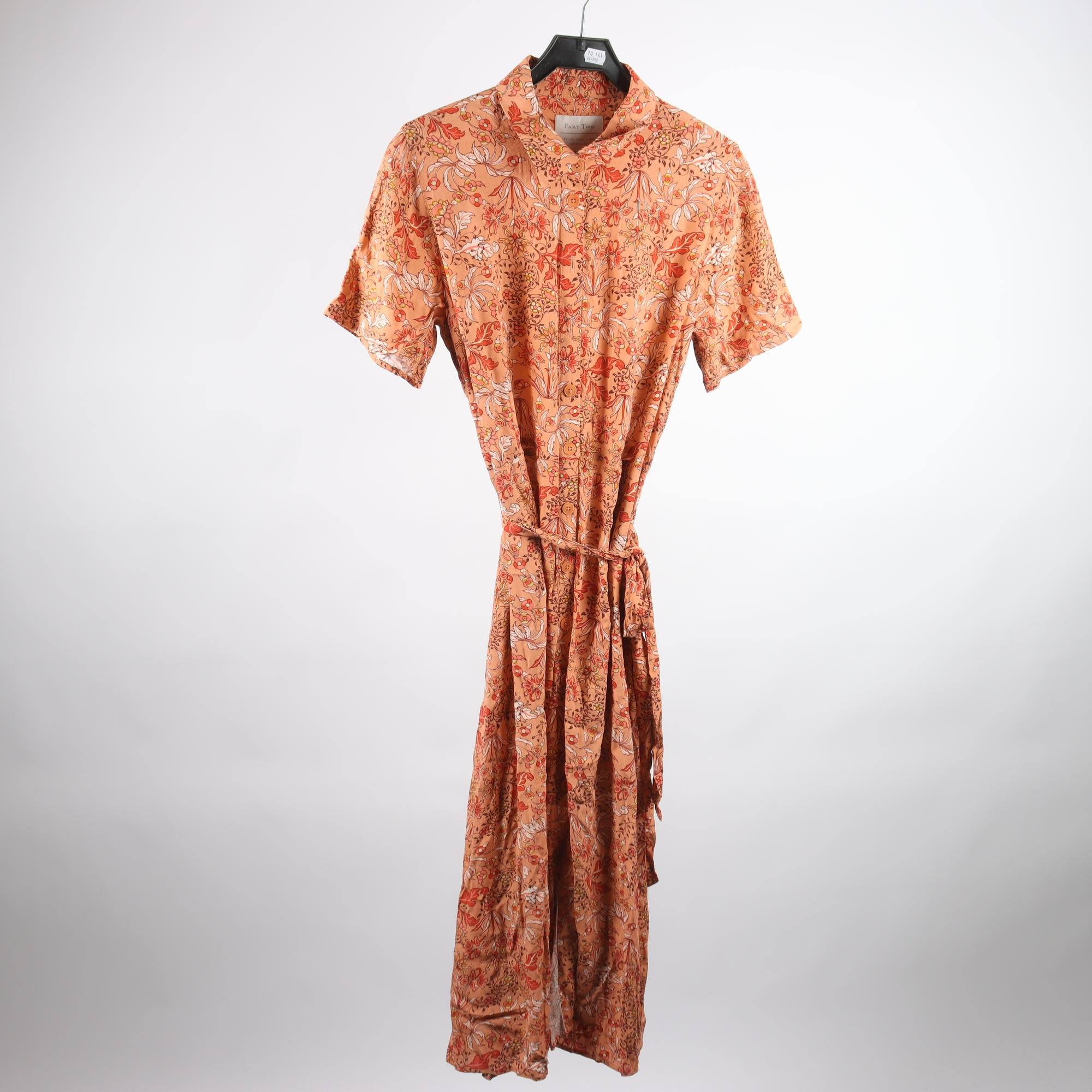 KLänning, Part Two, stl. 38