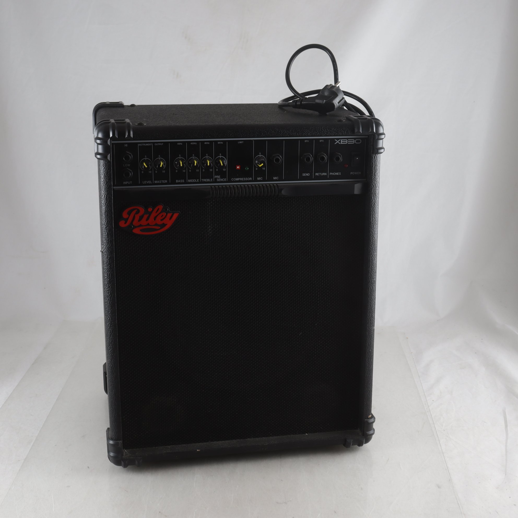 Gitarrförstärkare, Riley XB30. Endast avhämtning.
