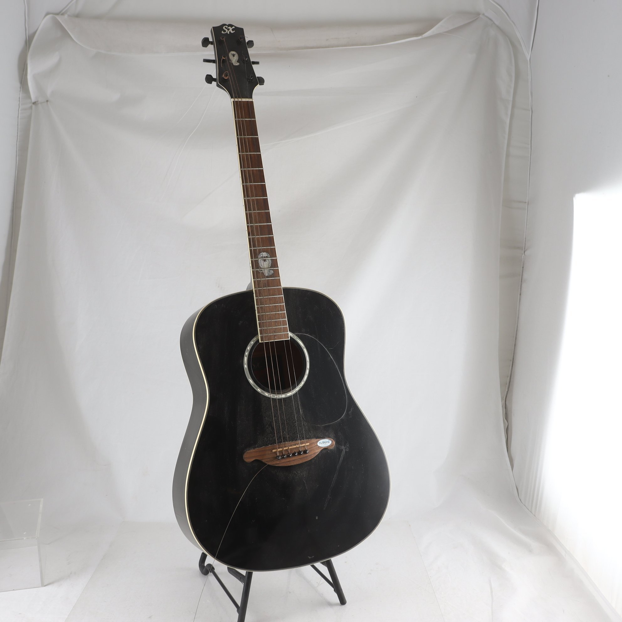 Akustisk gitarr, Sx, poison series. Endast avhämtning.