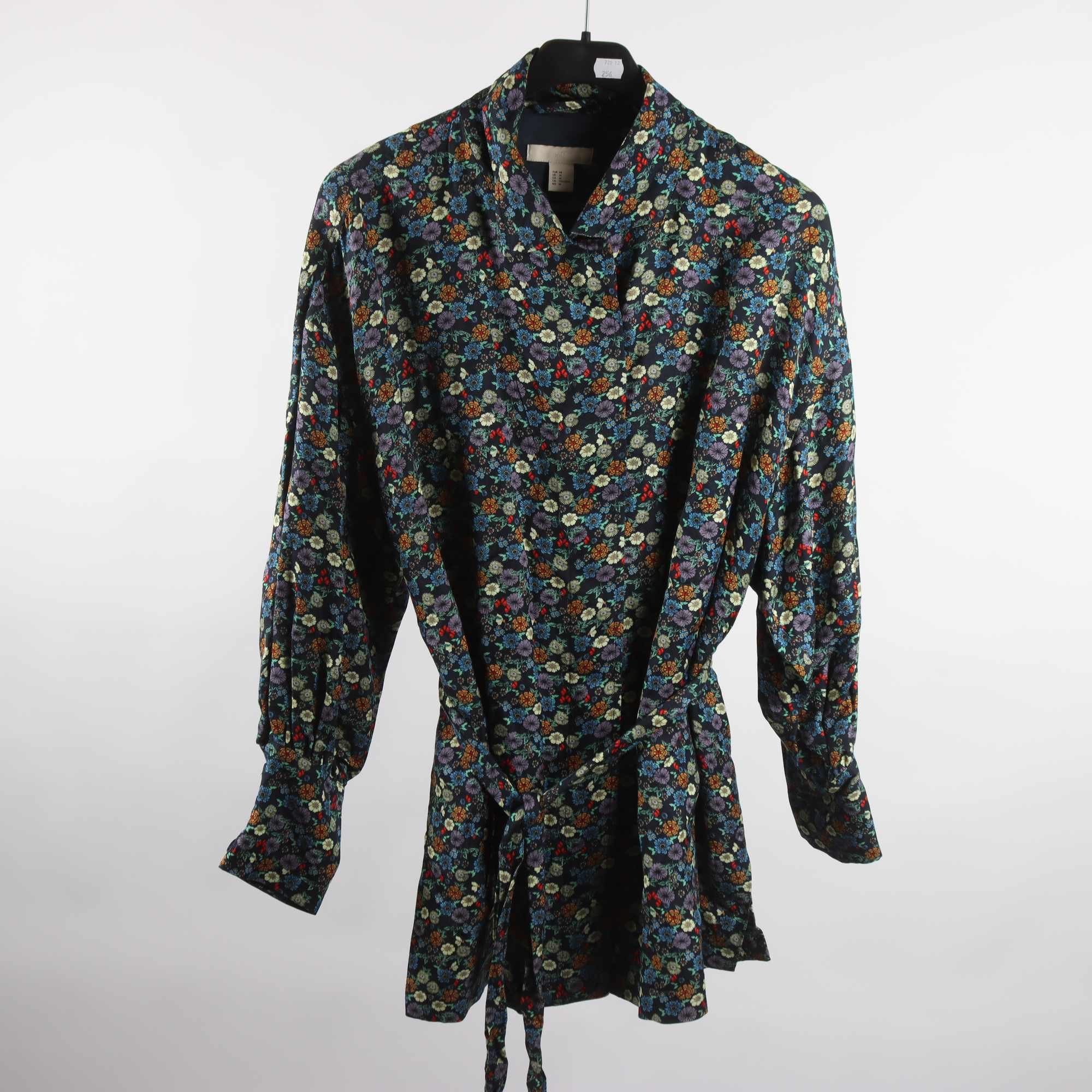 Vårjacka, H&M, blommig, stl. 44