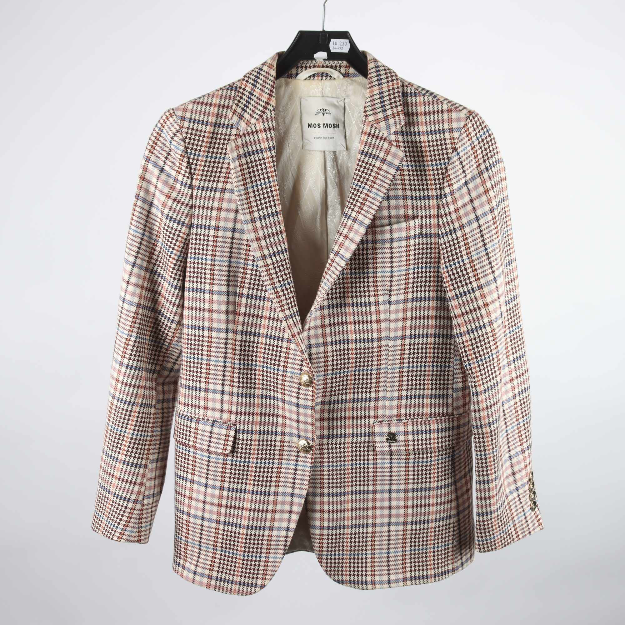 Kavaj, Mos Mosh, stl. 36