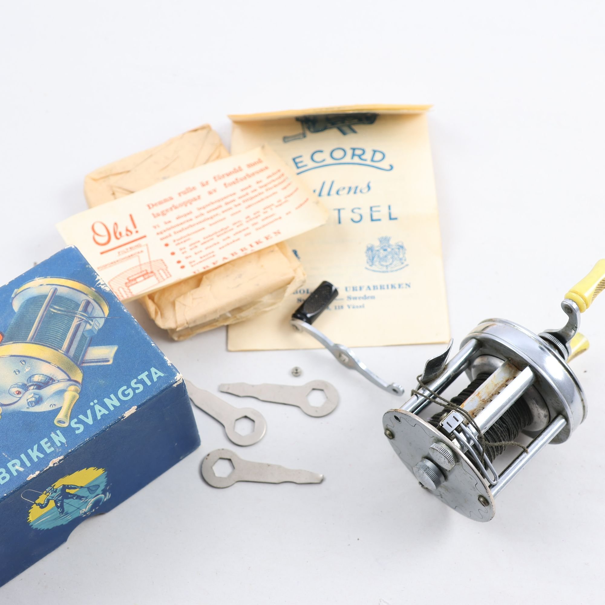 Fiskerulle, Abu record 1800, mönstrad,med org ask och tillbehör.