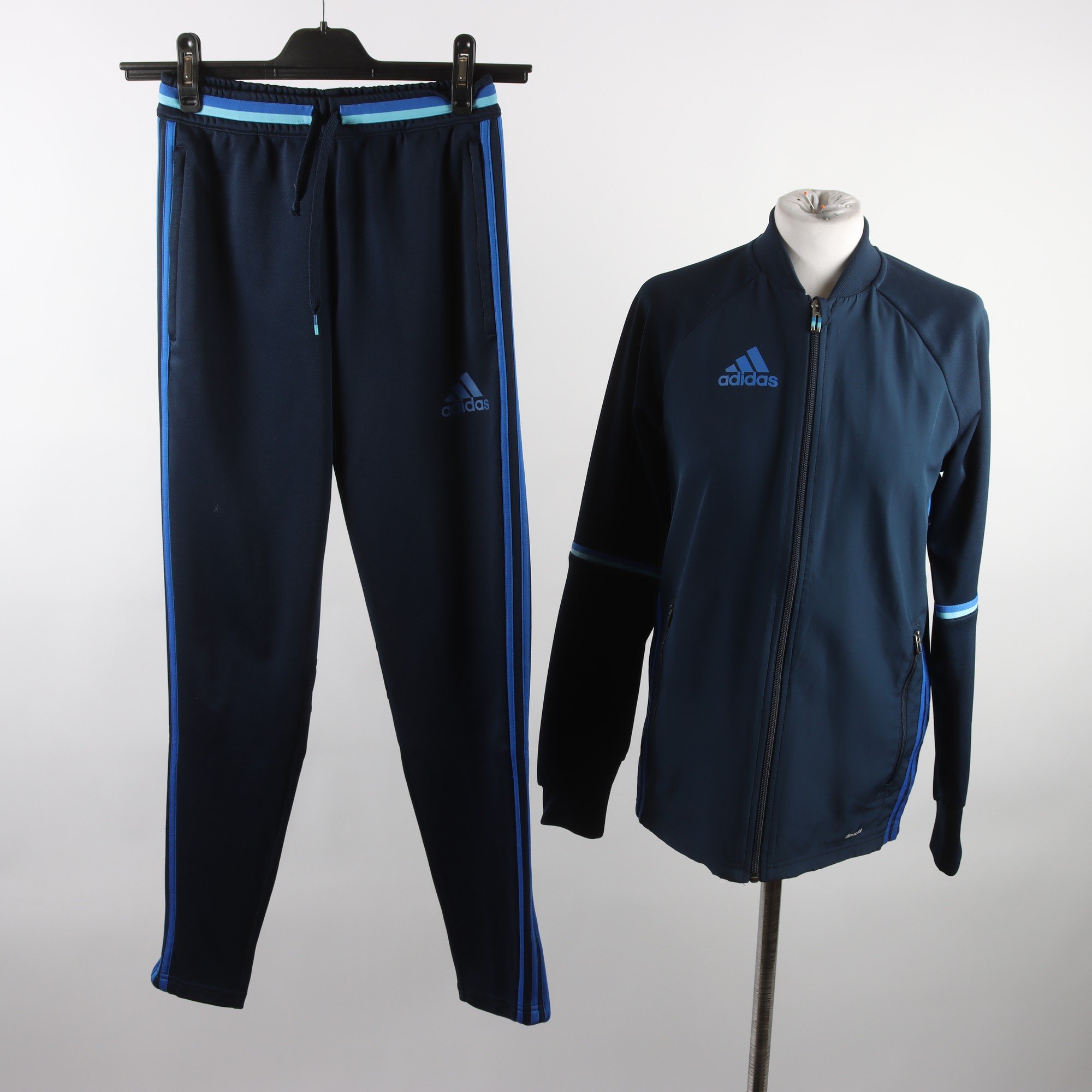 Träningsoverall, Adidas, blå, stl. XS.