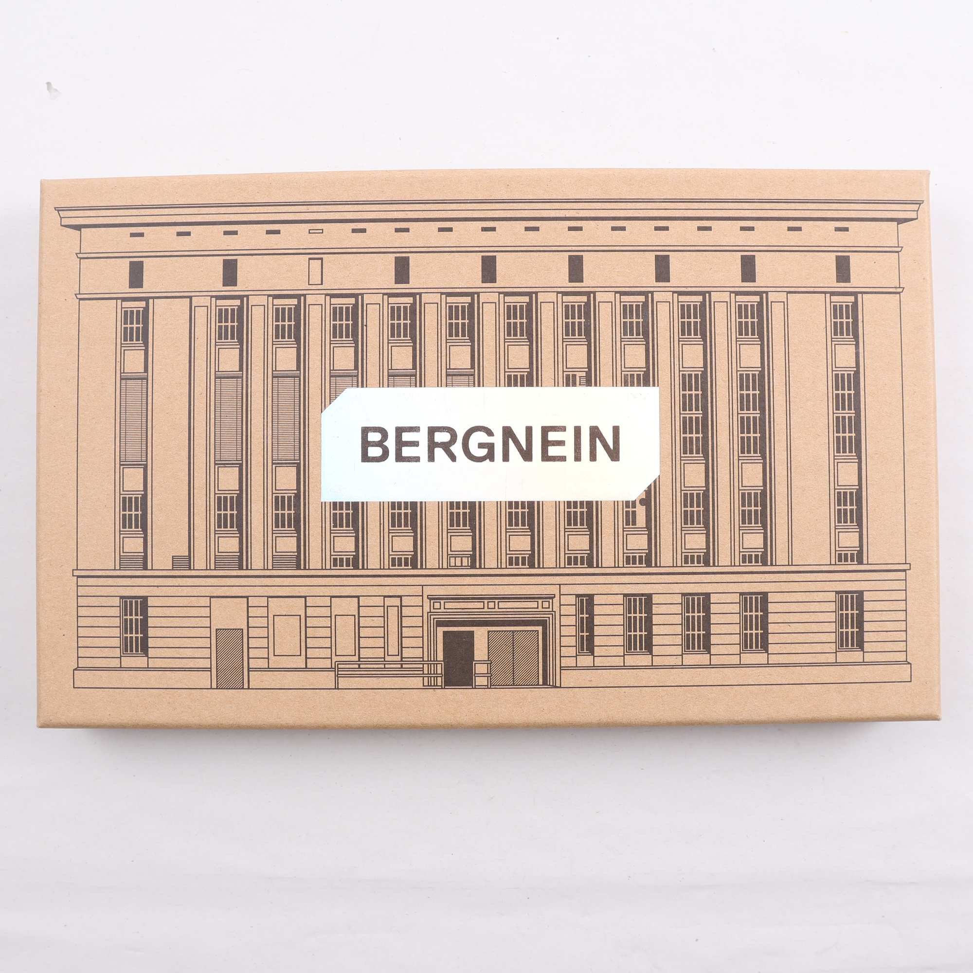 Spel, Bergnien, ninja print.