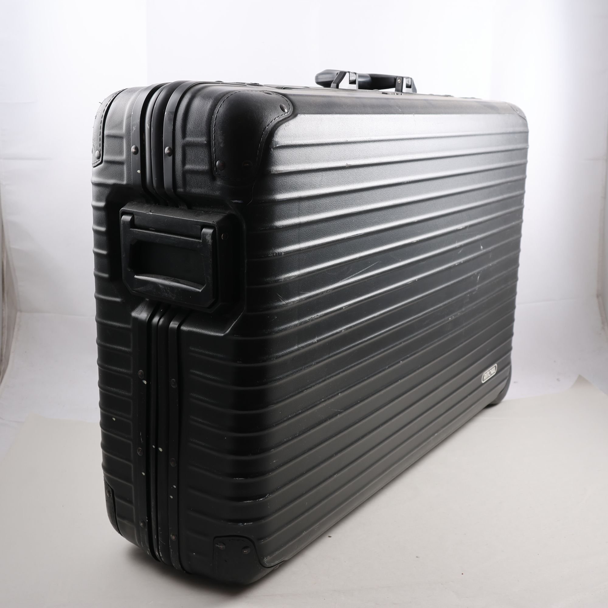 Resväska, Rimowa, svart. Endast avhämtning