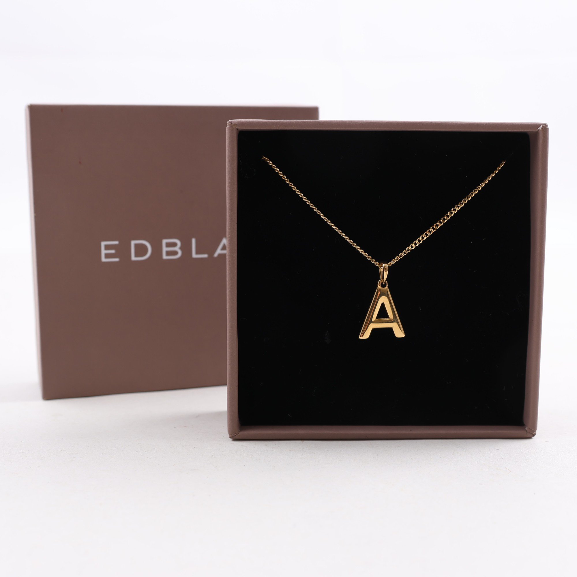 Halskedja med ”A” hänge, Edblad