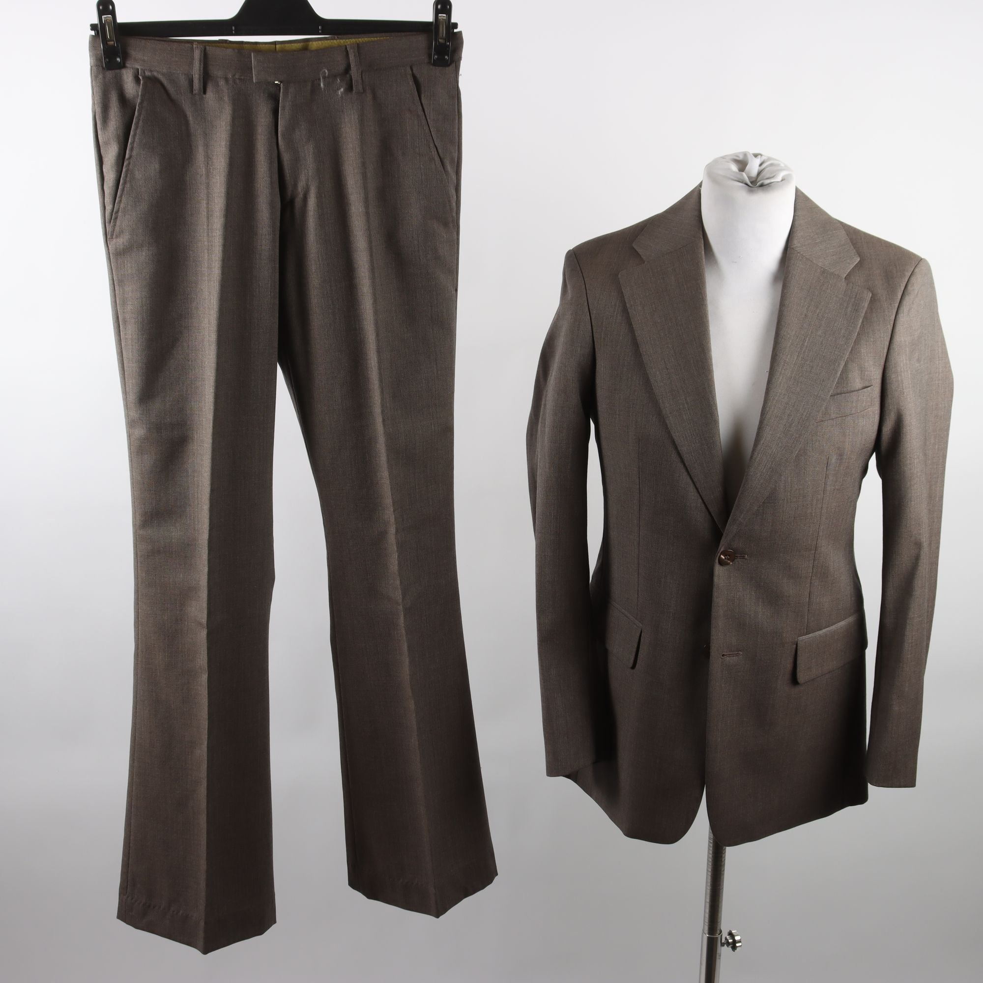 Kostym, J.Lindeberg, beige, 100% ull, stl. 46.