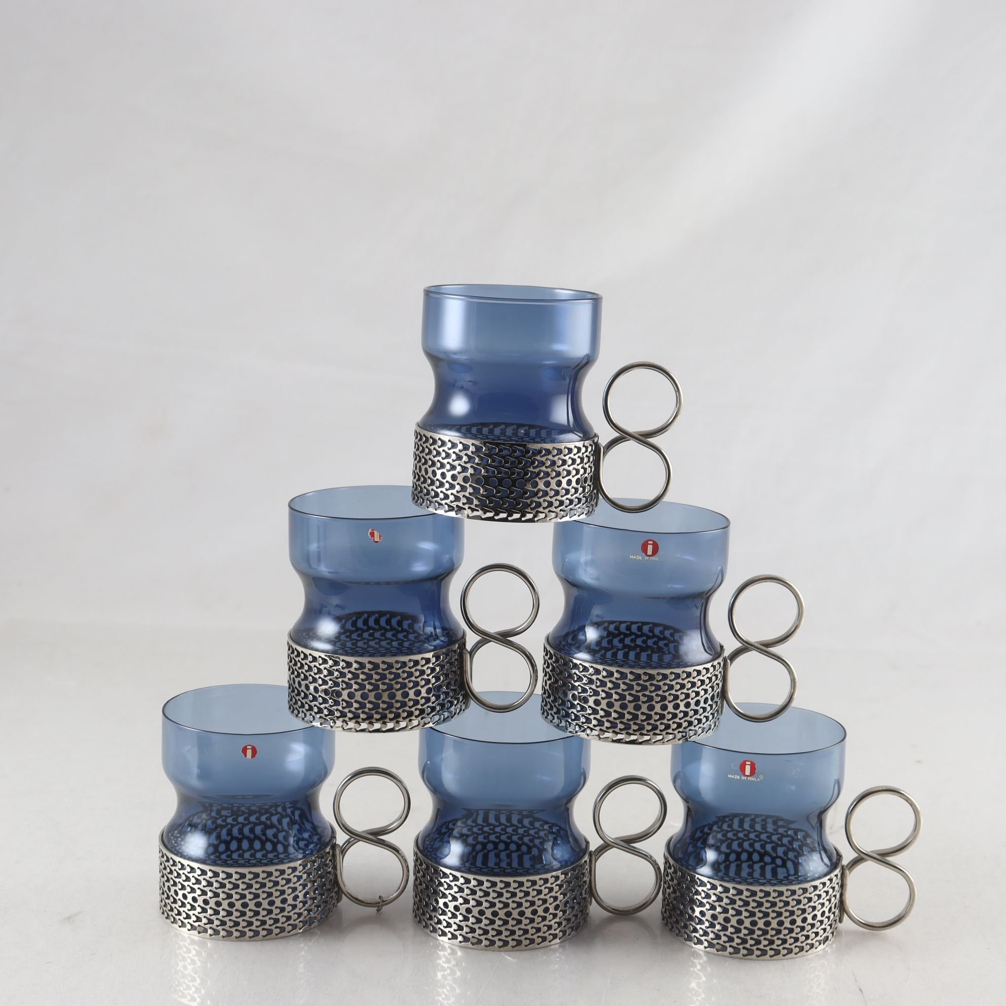 Tsaikkaglas, Timo Sarpaneva, Iittala. Samfraktas ej.