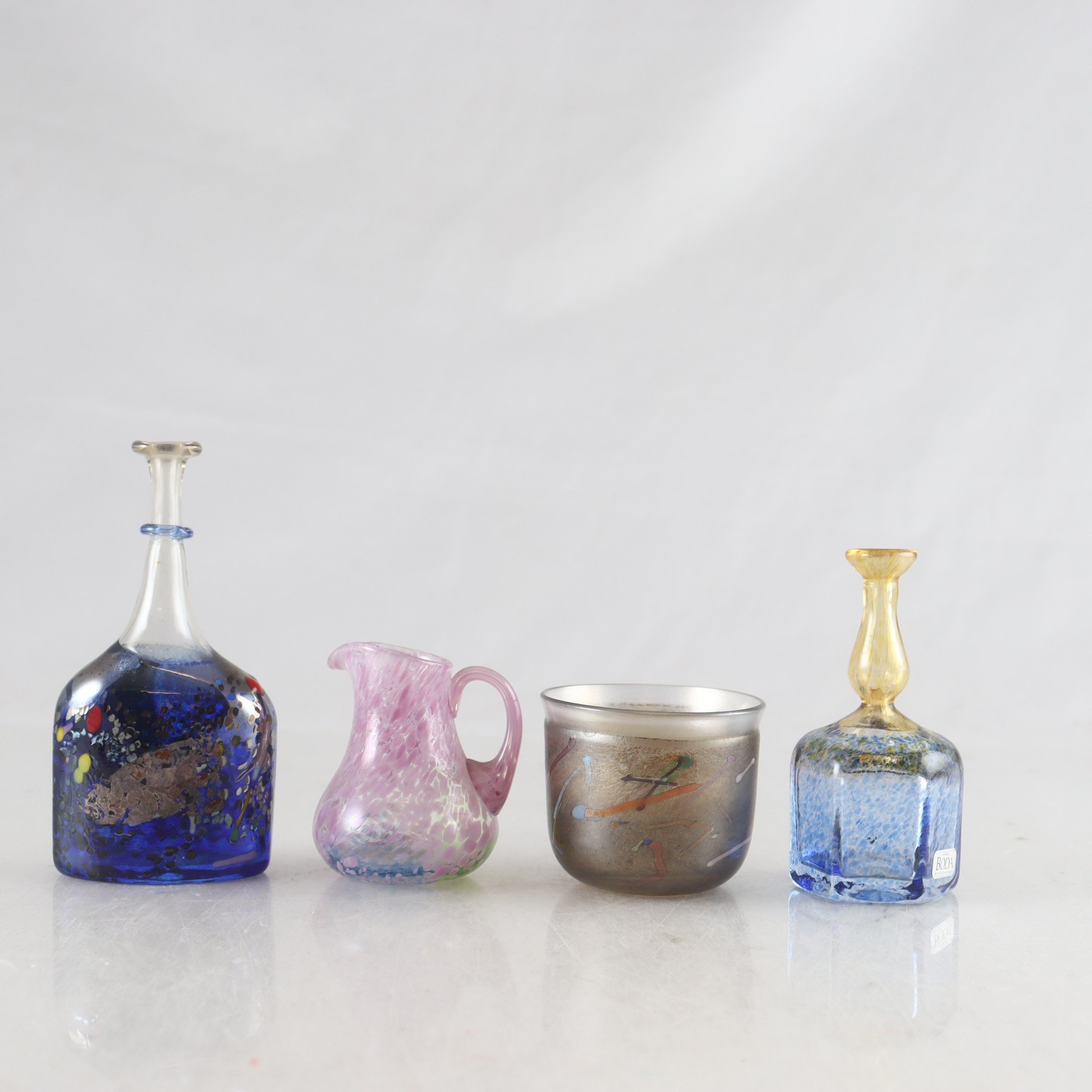 Miniatyrföremål, Bertil Vallien, Ulrica Hydman Vallien, Kosta Boda