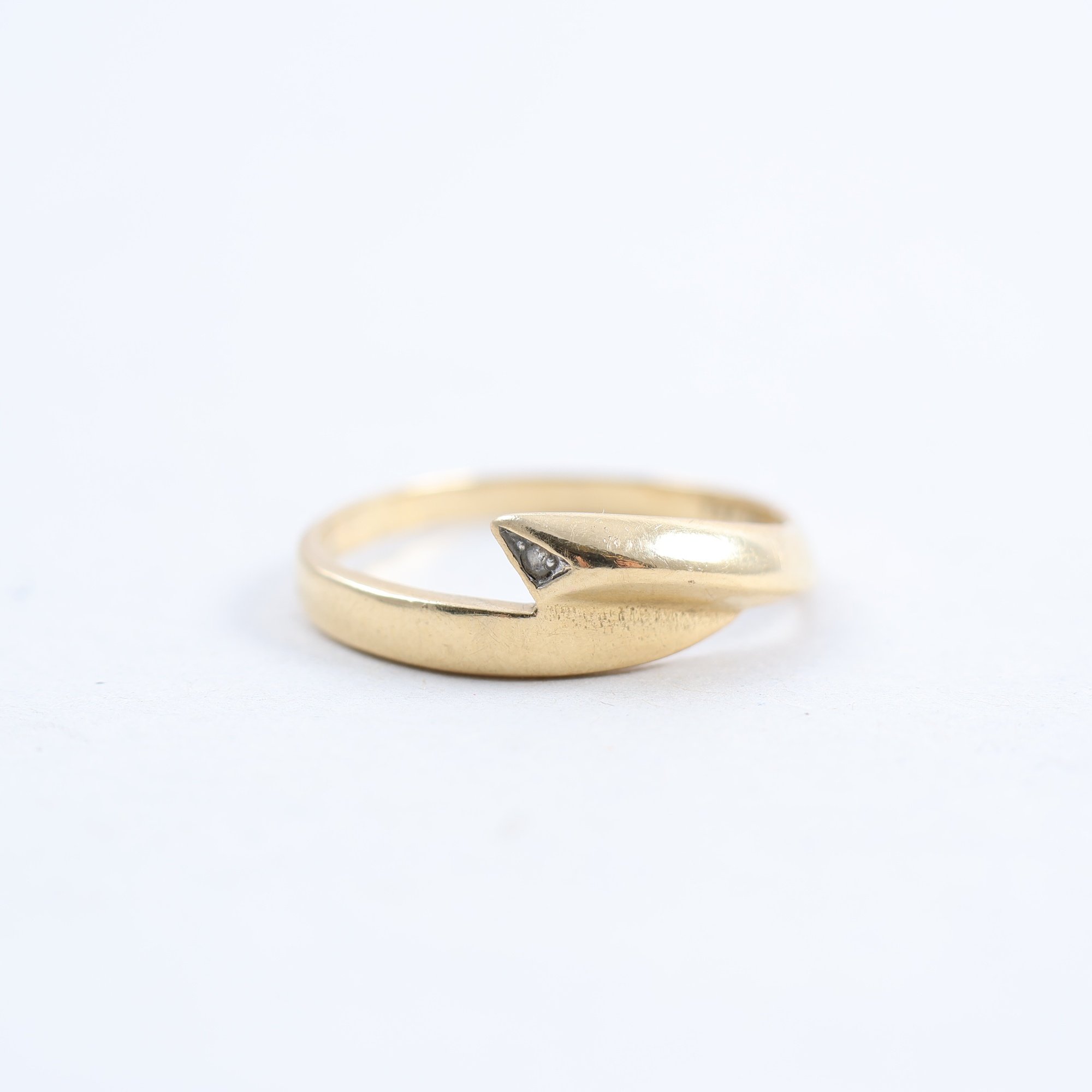 Ring, guld 750/18k. Brv: 3.2g