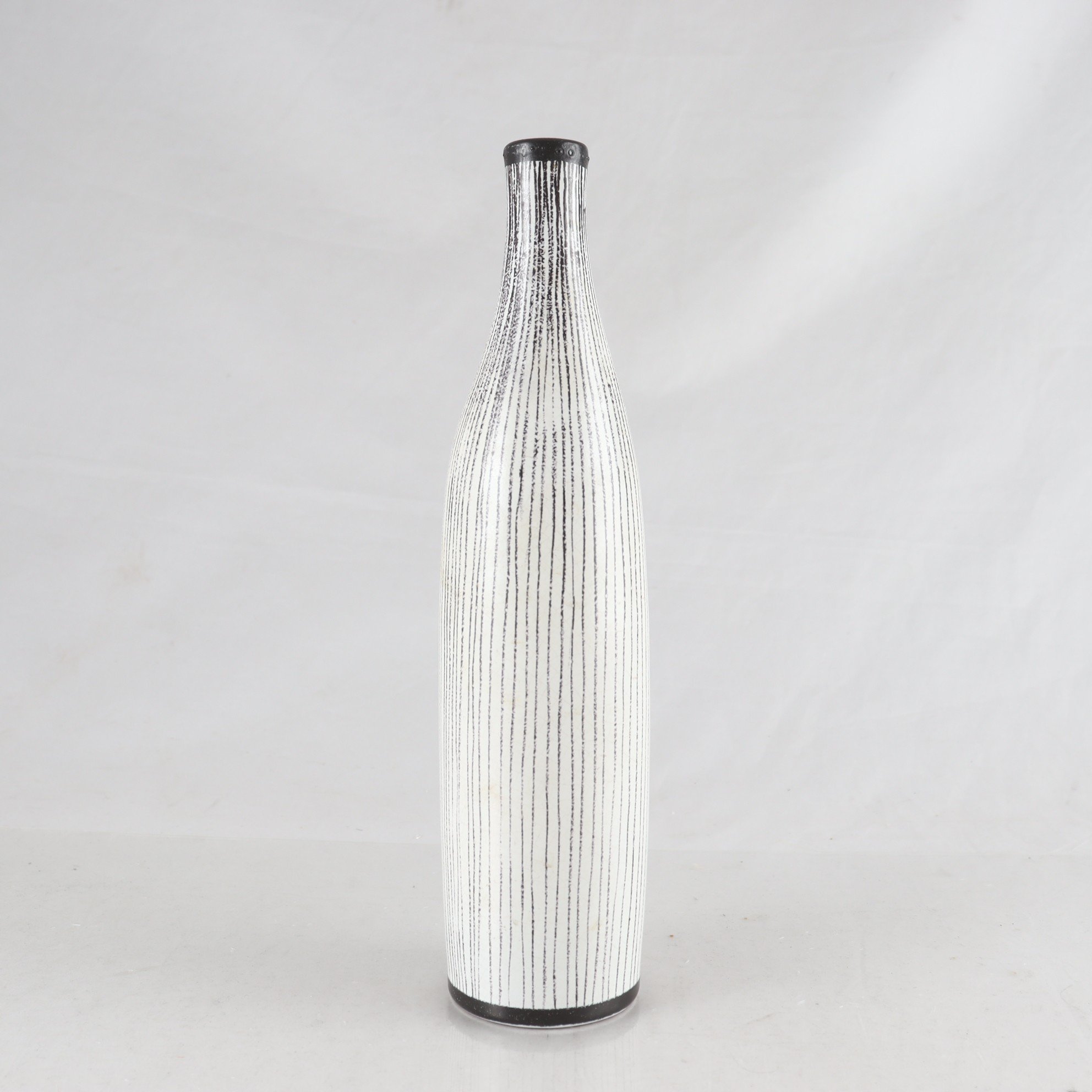 Vas, fajans, Stig Lindberg, Gustavsberg