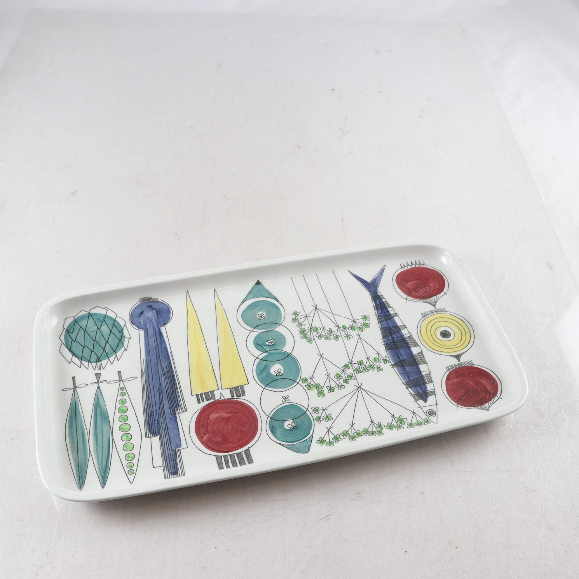 Serveringsfat, ”Picknick”, Marianne Westman, Rörstrand. Samfraktas ej.