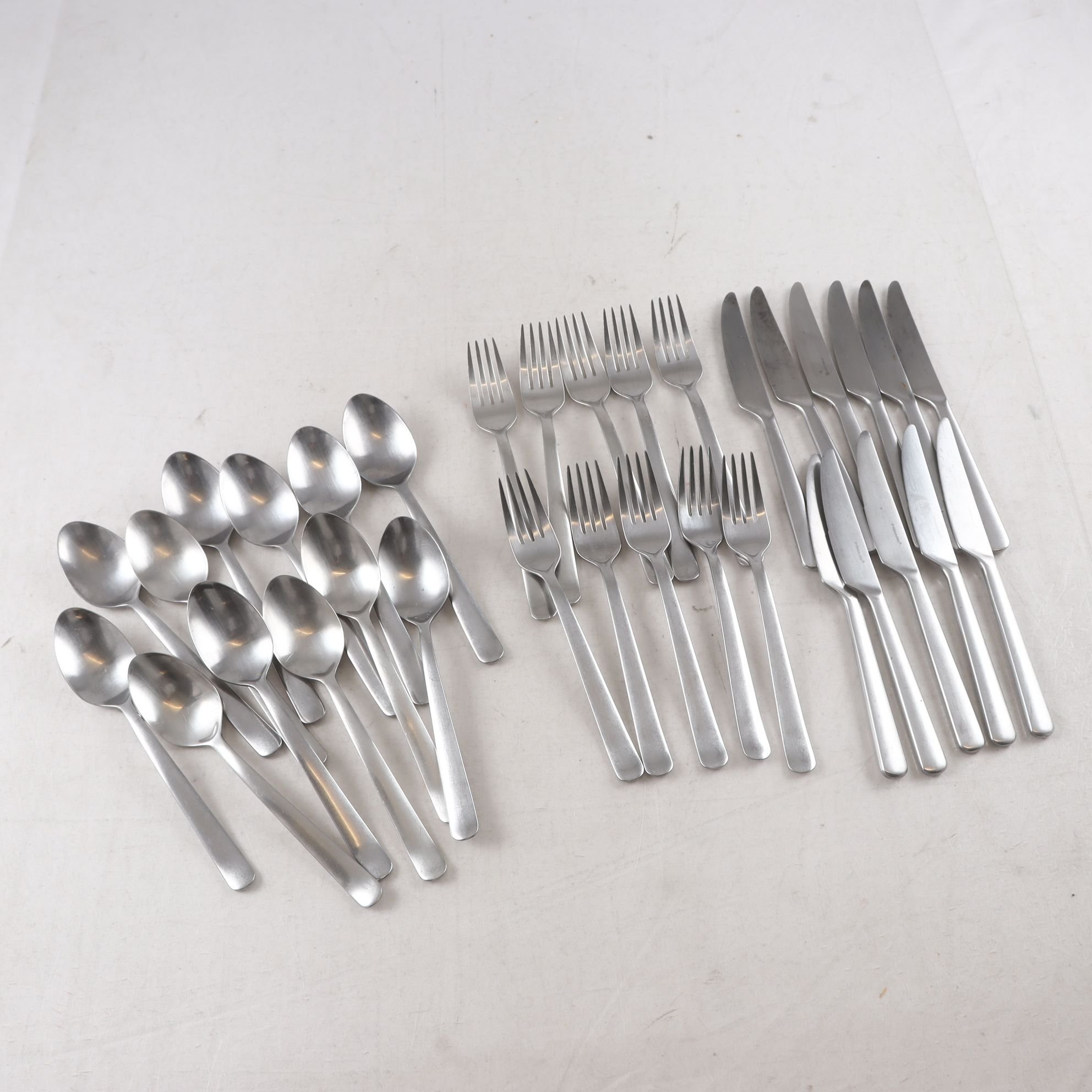 Bestick, Fiskars, ”Funktional Form”, rostfritt stål, 33 st.