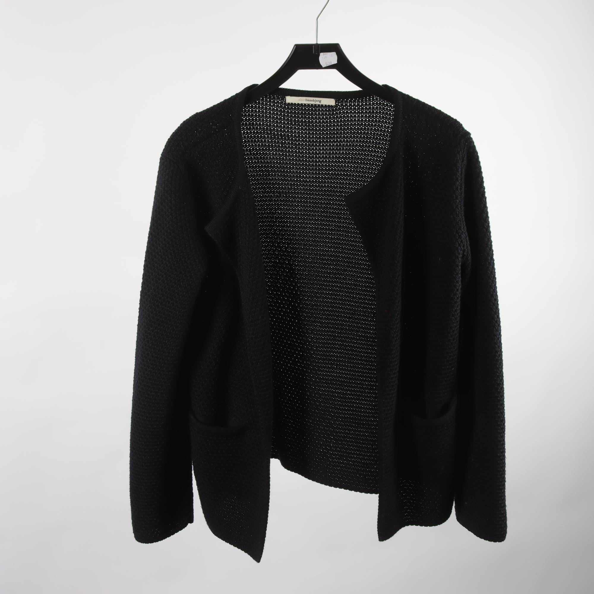 Kofta, Sibin Linnebjerg, svart, ullmix, stl. XL.