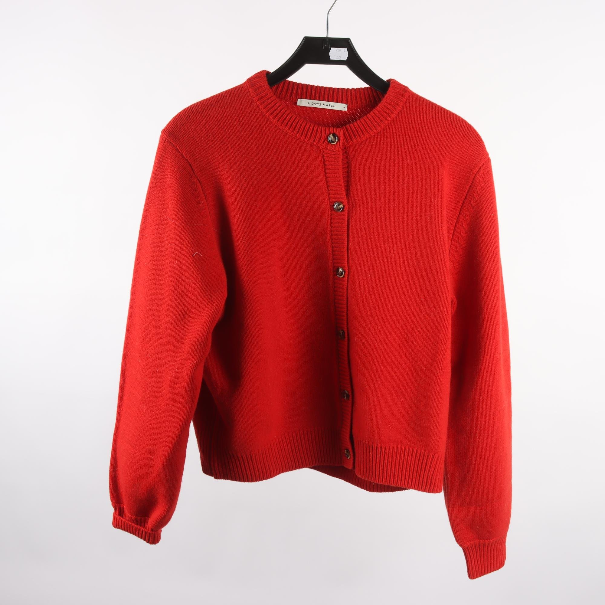 Kofta, A Days March, röd, stl. L