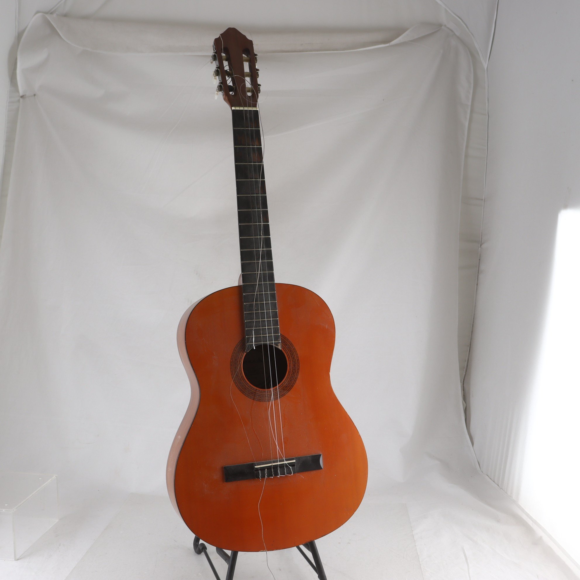 Akustisk gitarr, Samick. Endast avhämtning.