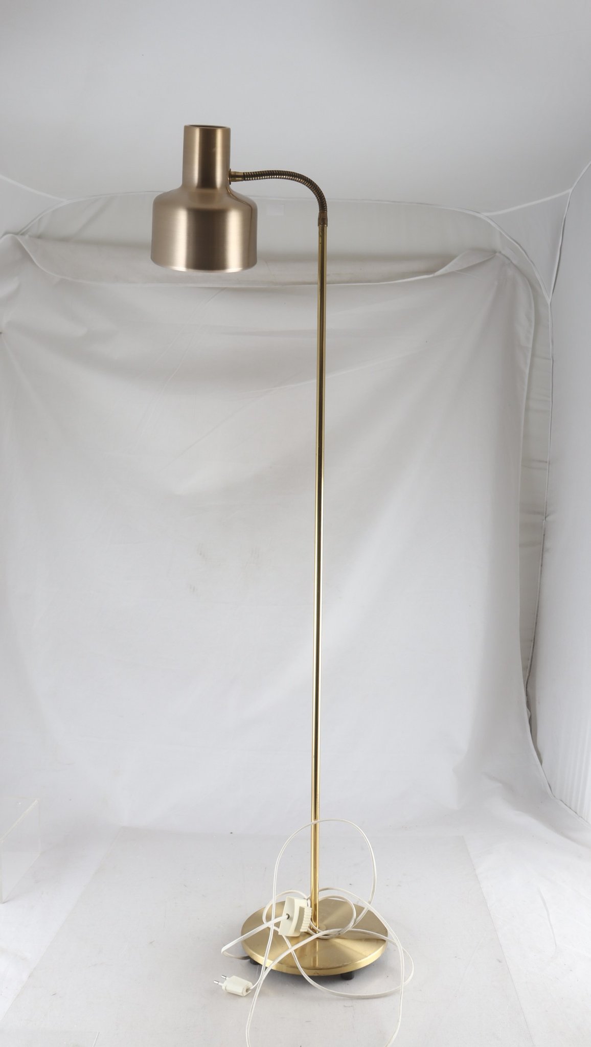 Golvlampa, Armaturhantverk. Endast avhämtning.