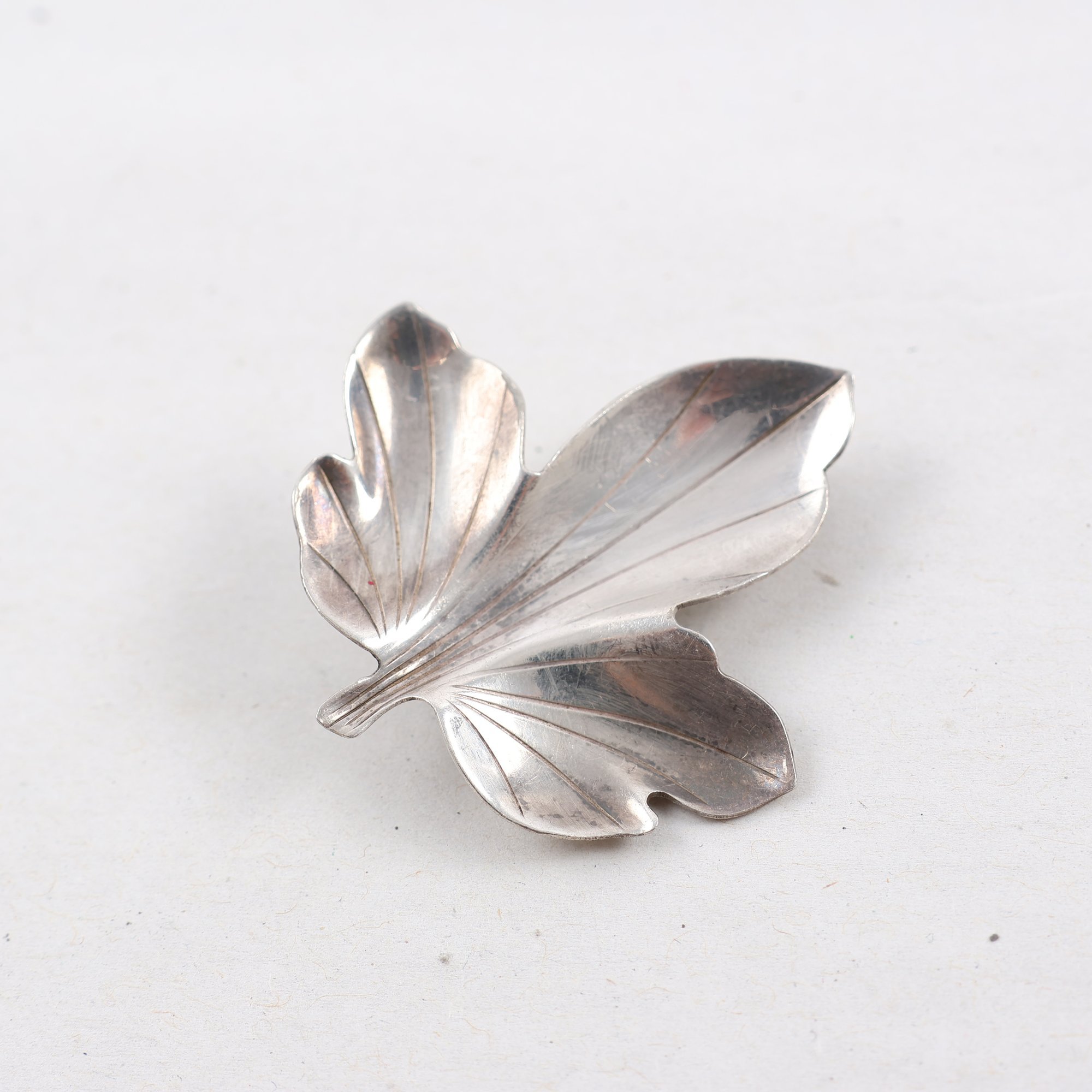 Brosch, löv, sterling, Danmark, vikt: 5g