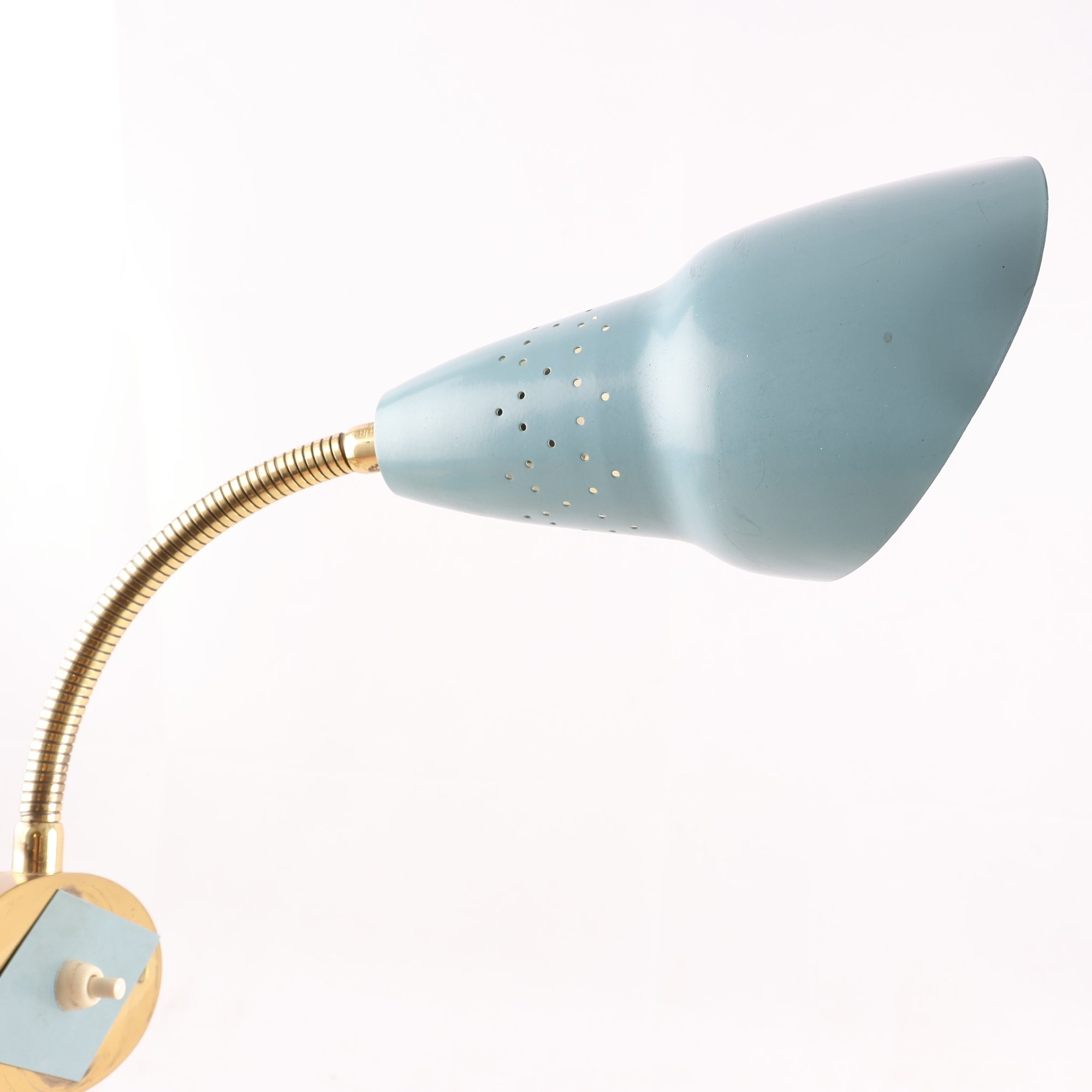 Vägglampa, AJH, 1950-tal, retro, mässing & blå plåt.